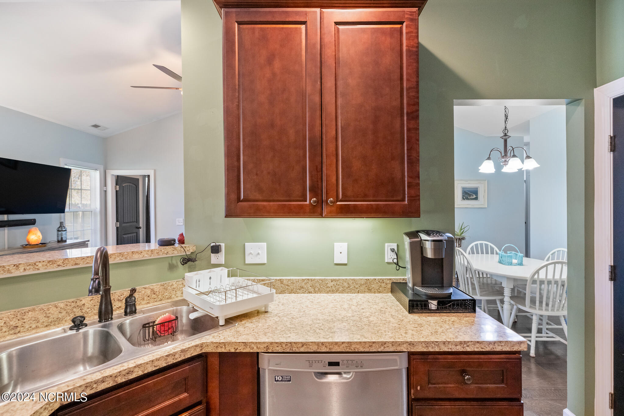 504 Queens Creek Road