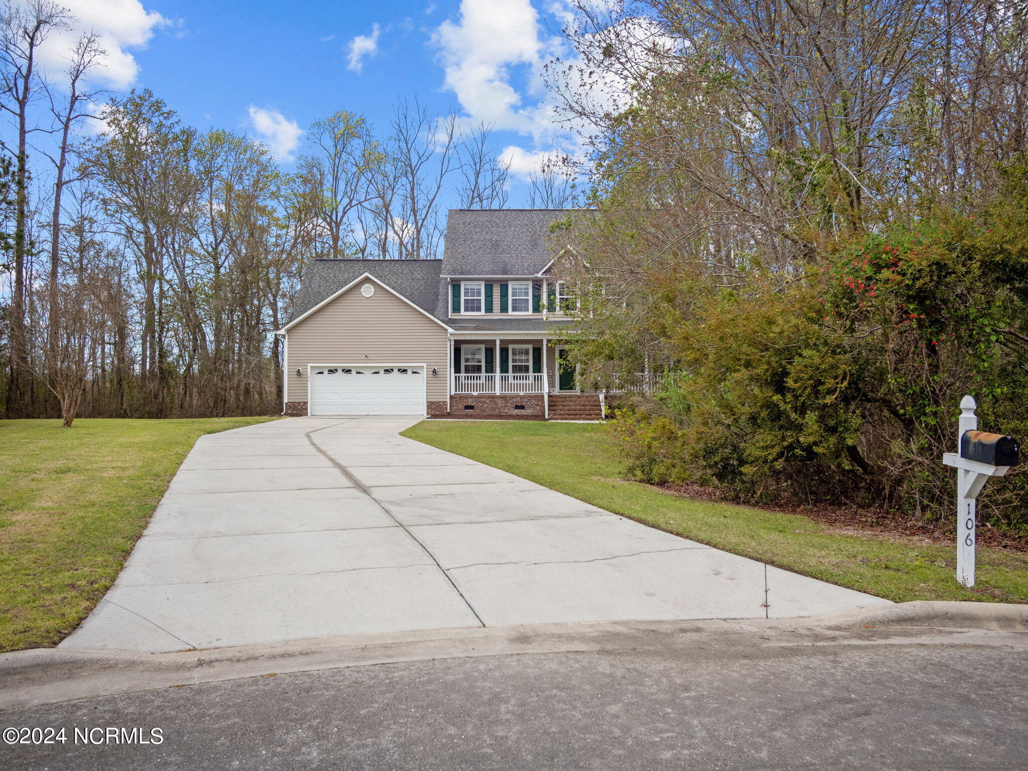 106 Huntington Court