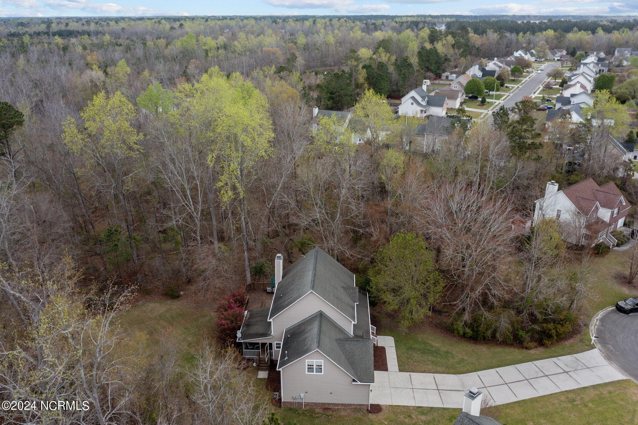 106 Huntington Court