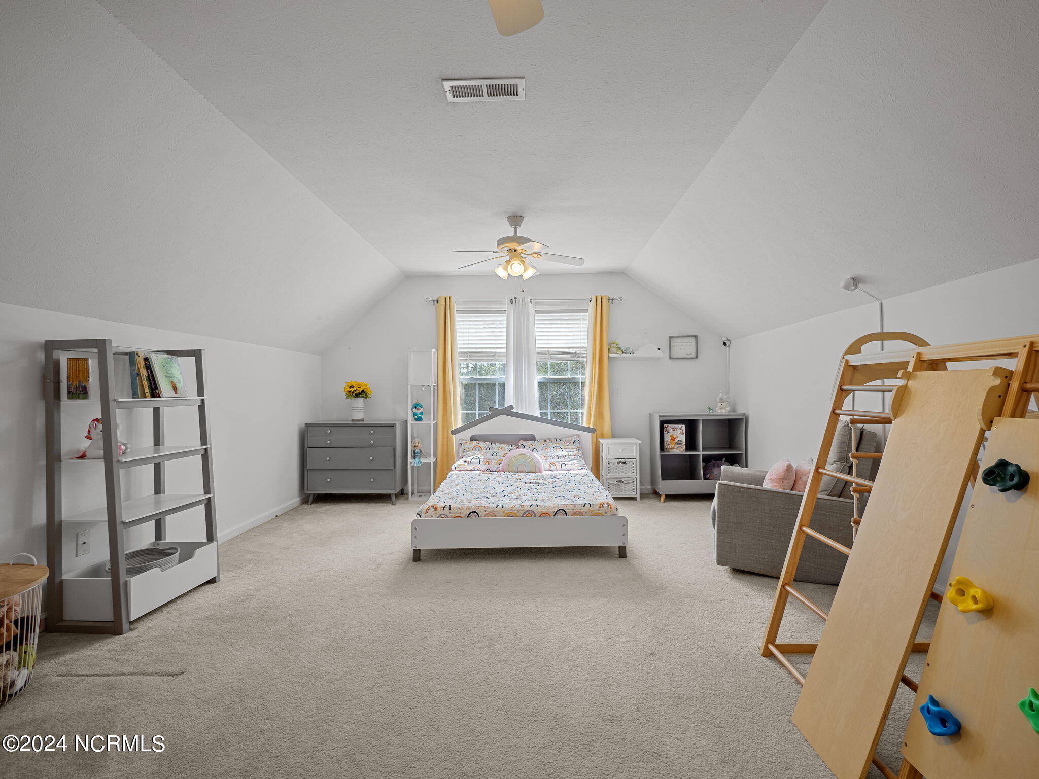 106 Huntington Court