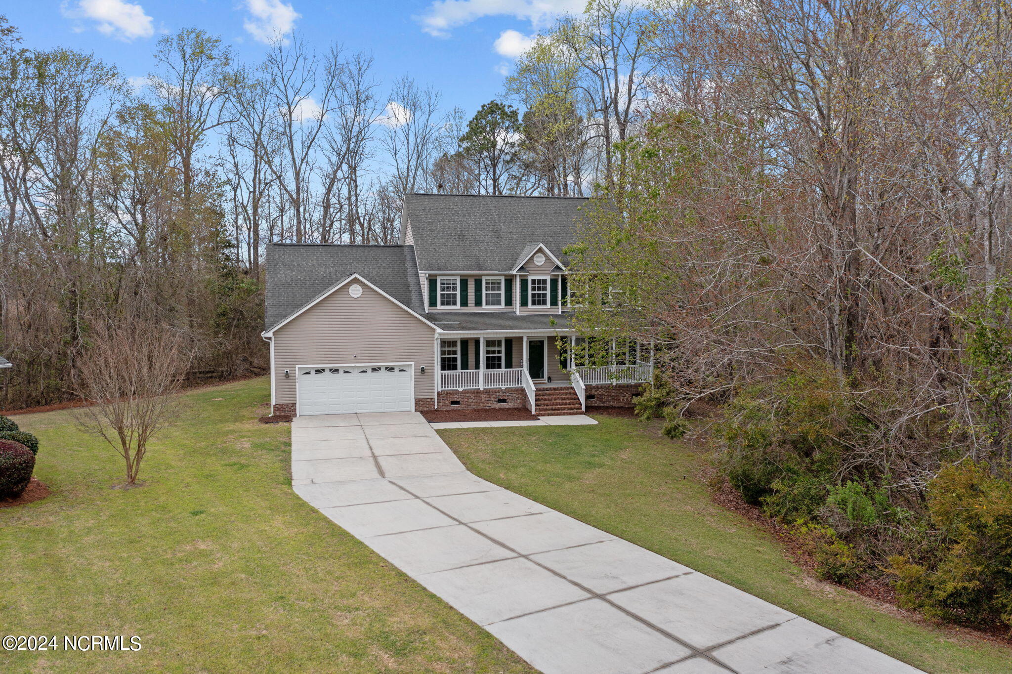 106 Huntington Court