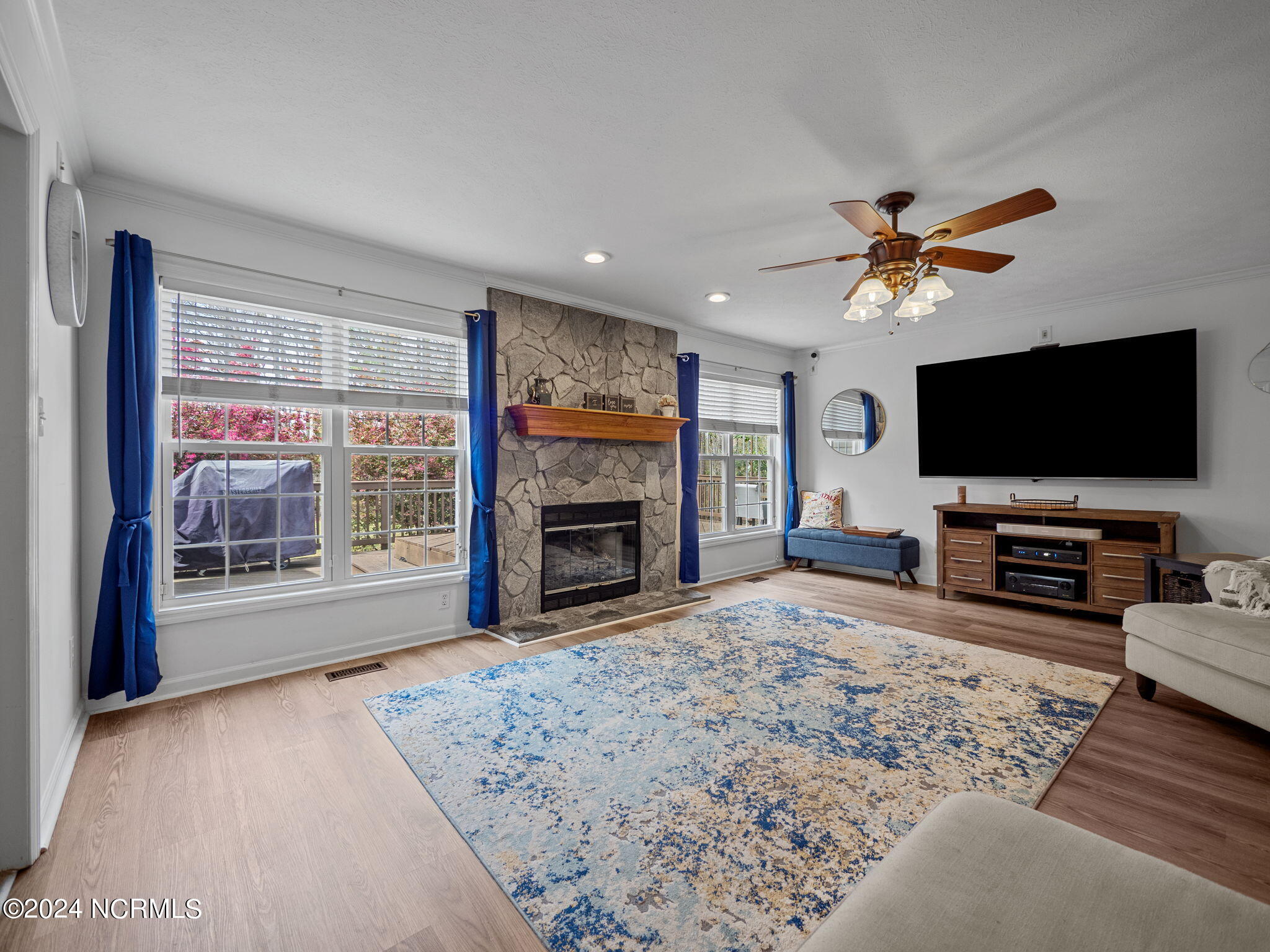 106 Huntington Court