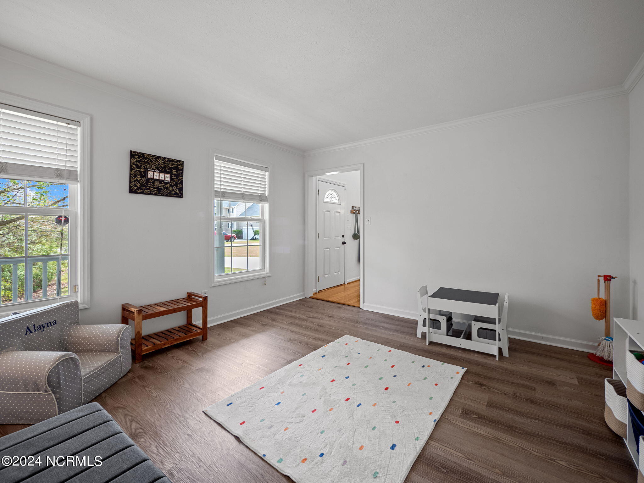 106 Huntington Court