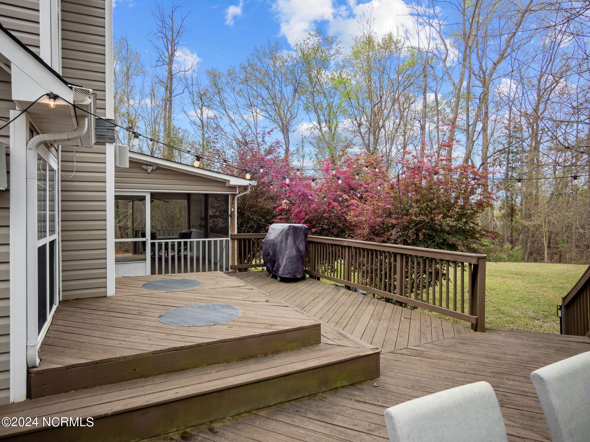 106 Huntington Court