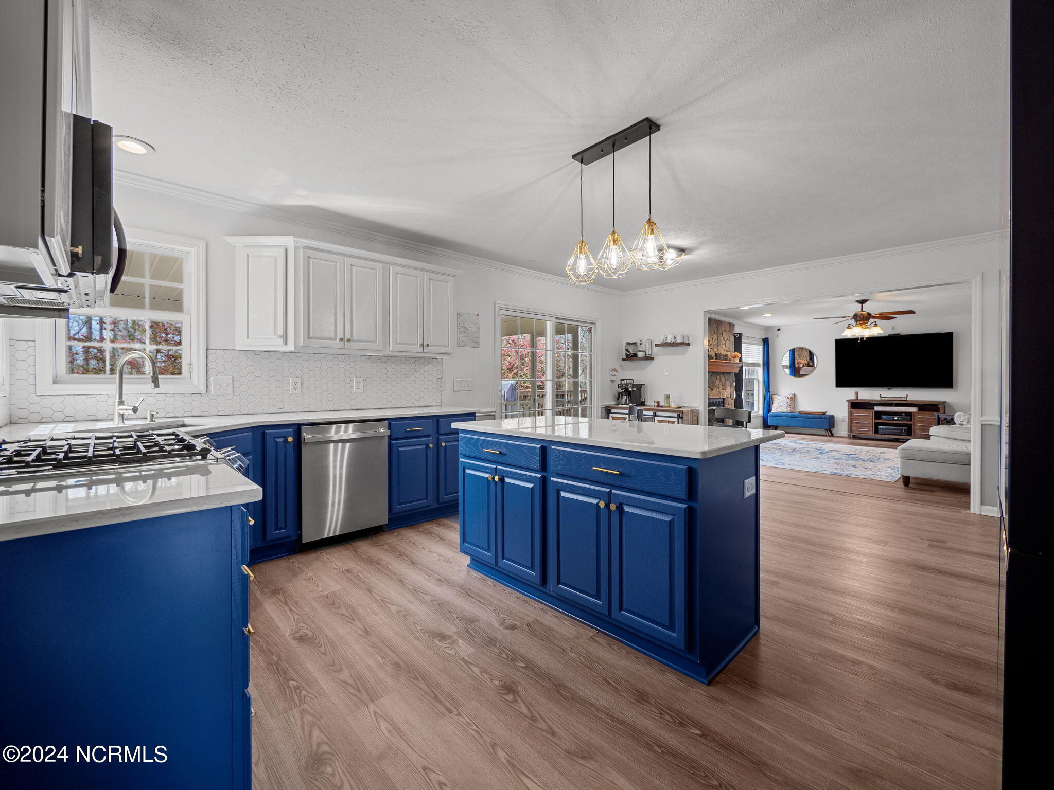 106 Huntington Court