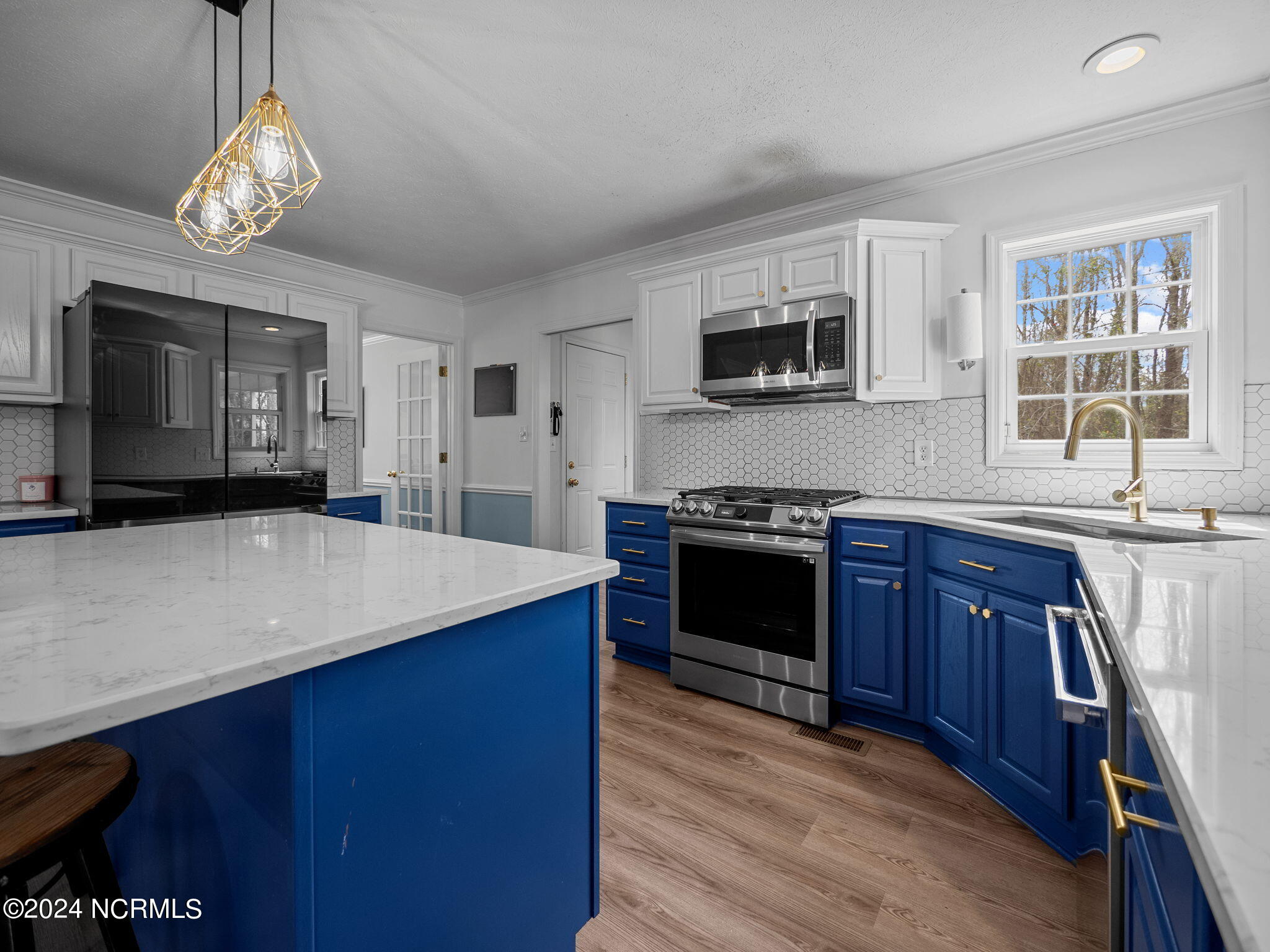 106 Huntington Court