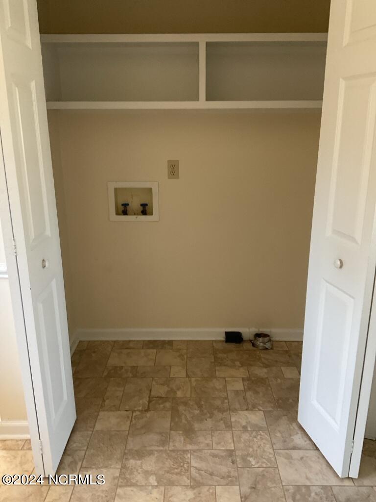 2701 Northwoods Drive