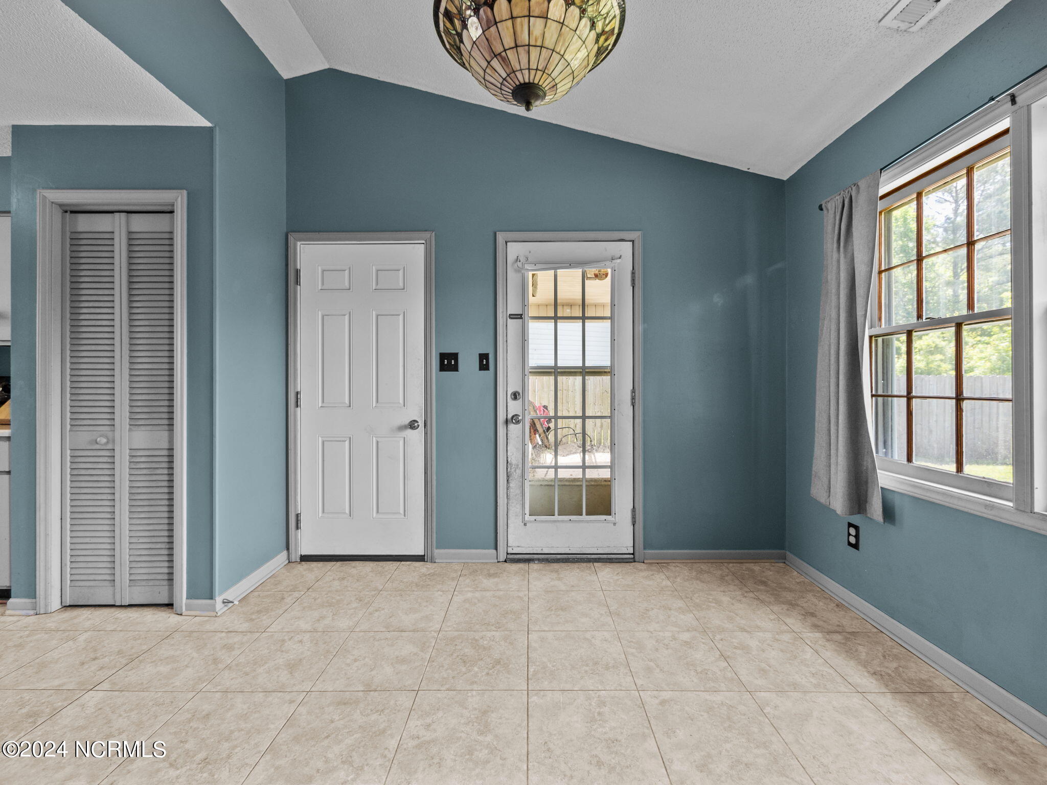 109 Saddle Ridge Court