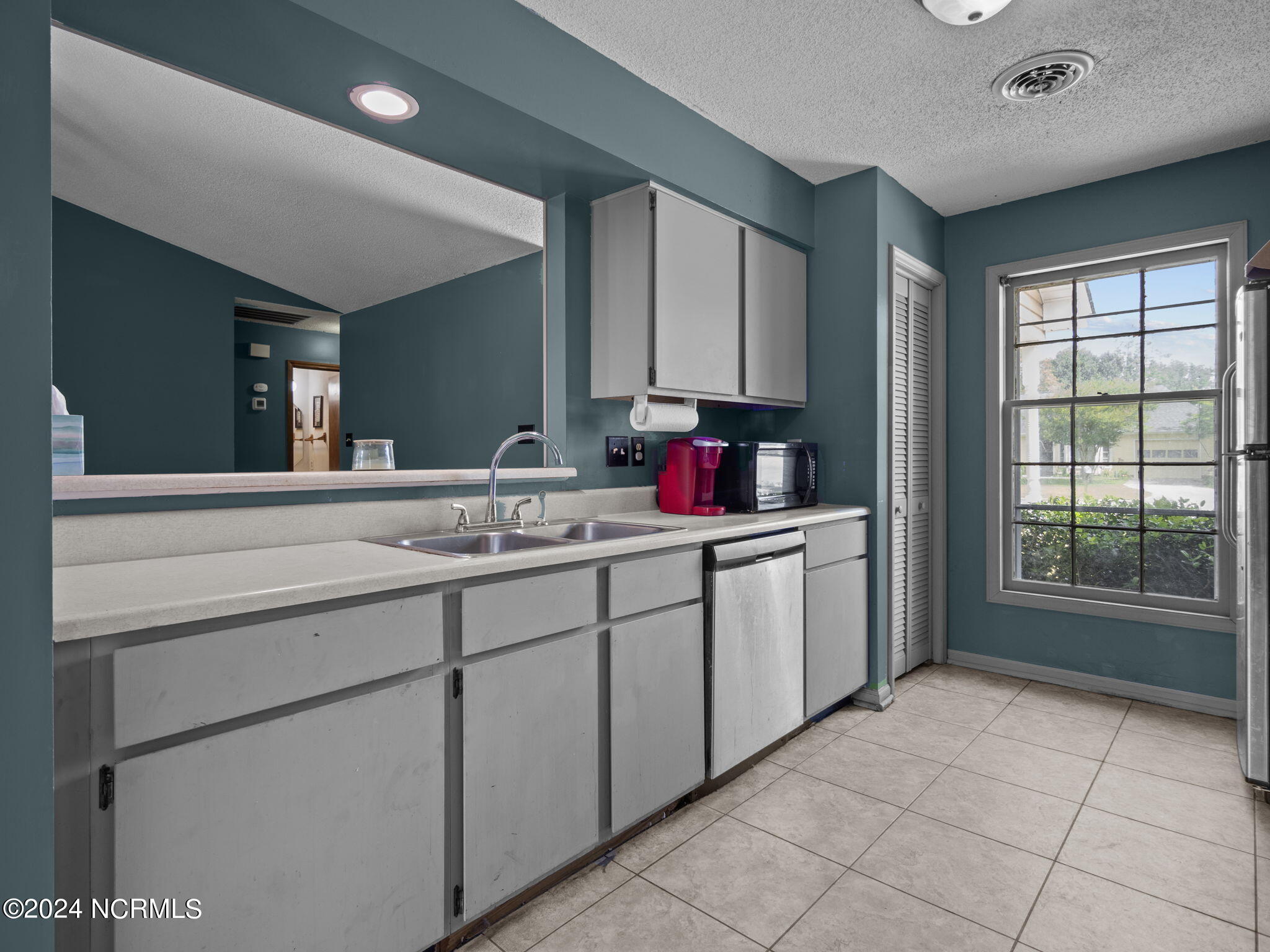 109 Saddle Ridge Court