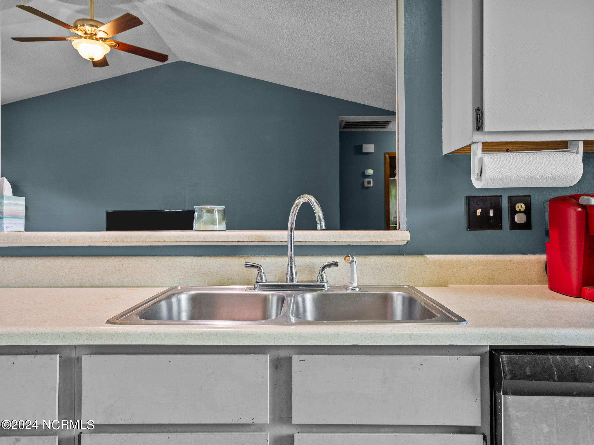 109 Saddle Ridge Court