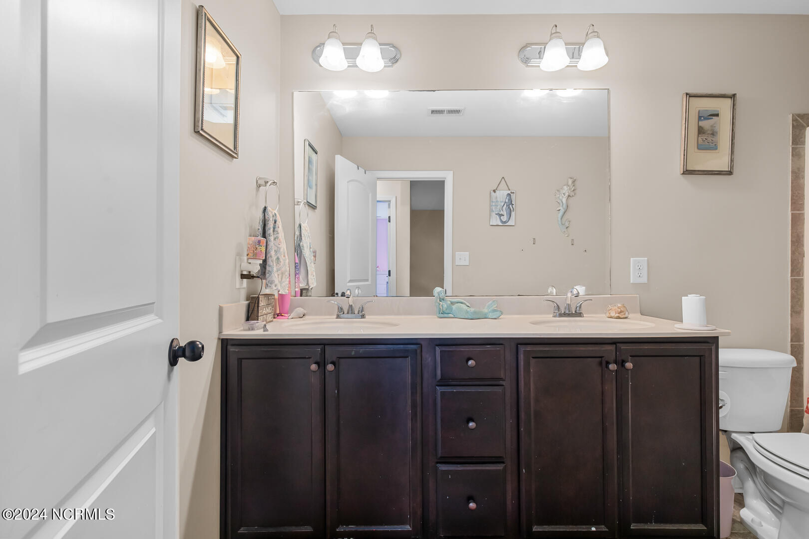 119 Sparrows Point Lane