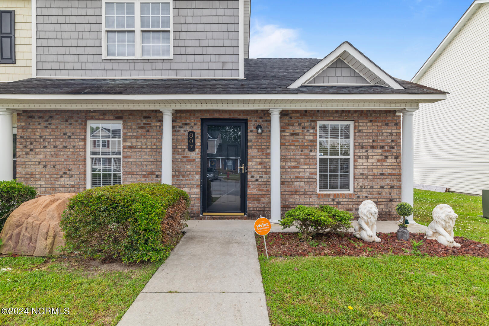 807 Springwood Drive