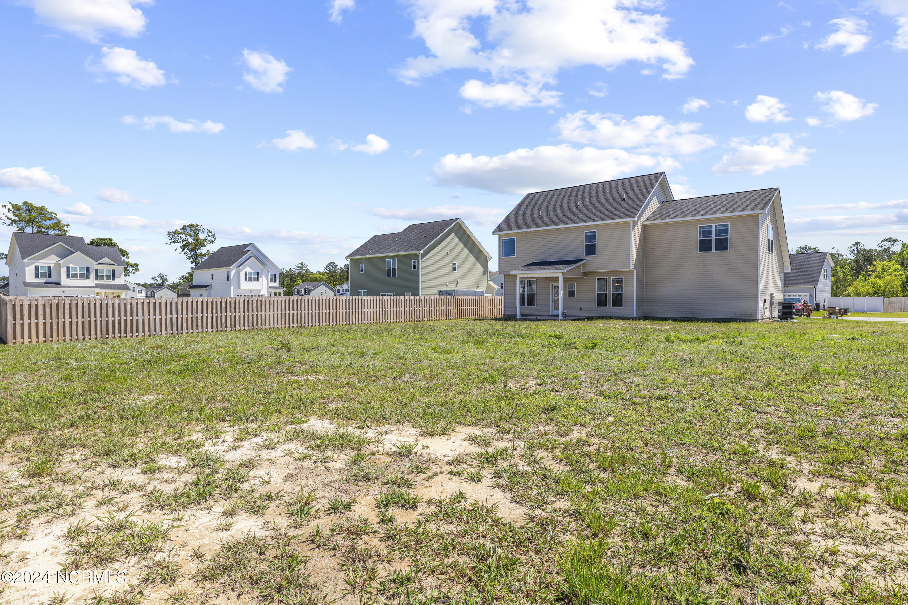 819 Wheatmill Lane