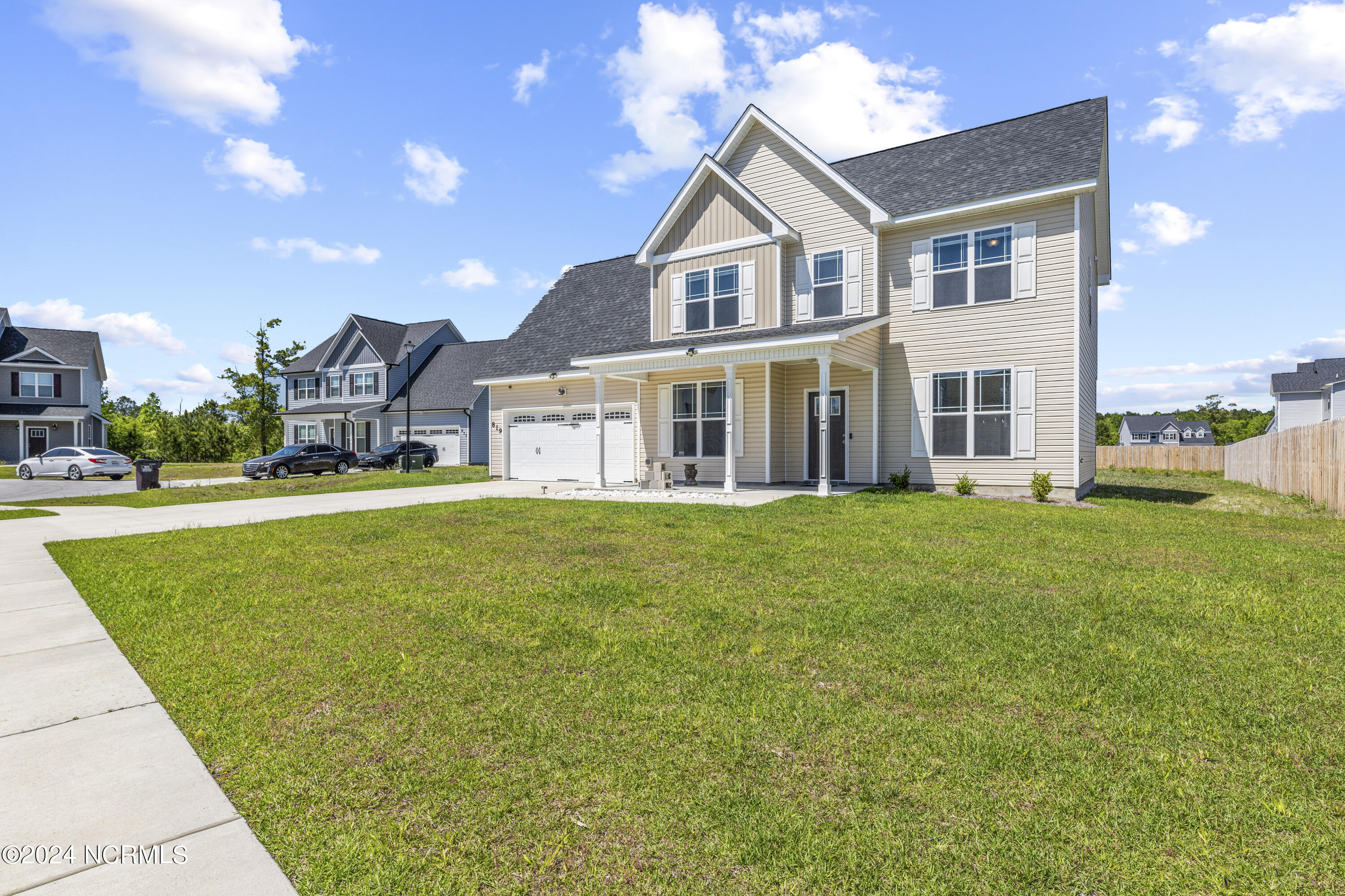 819 Wheatmill Lane