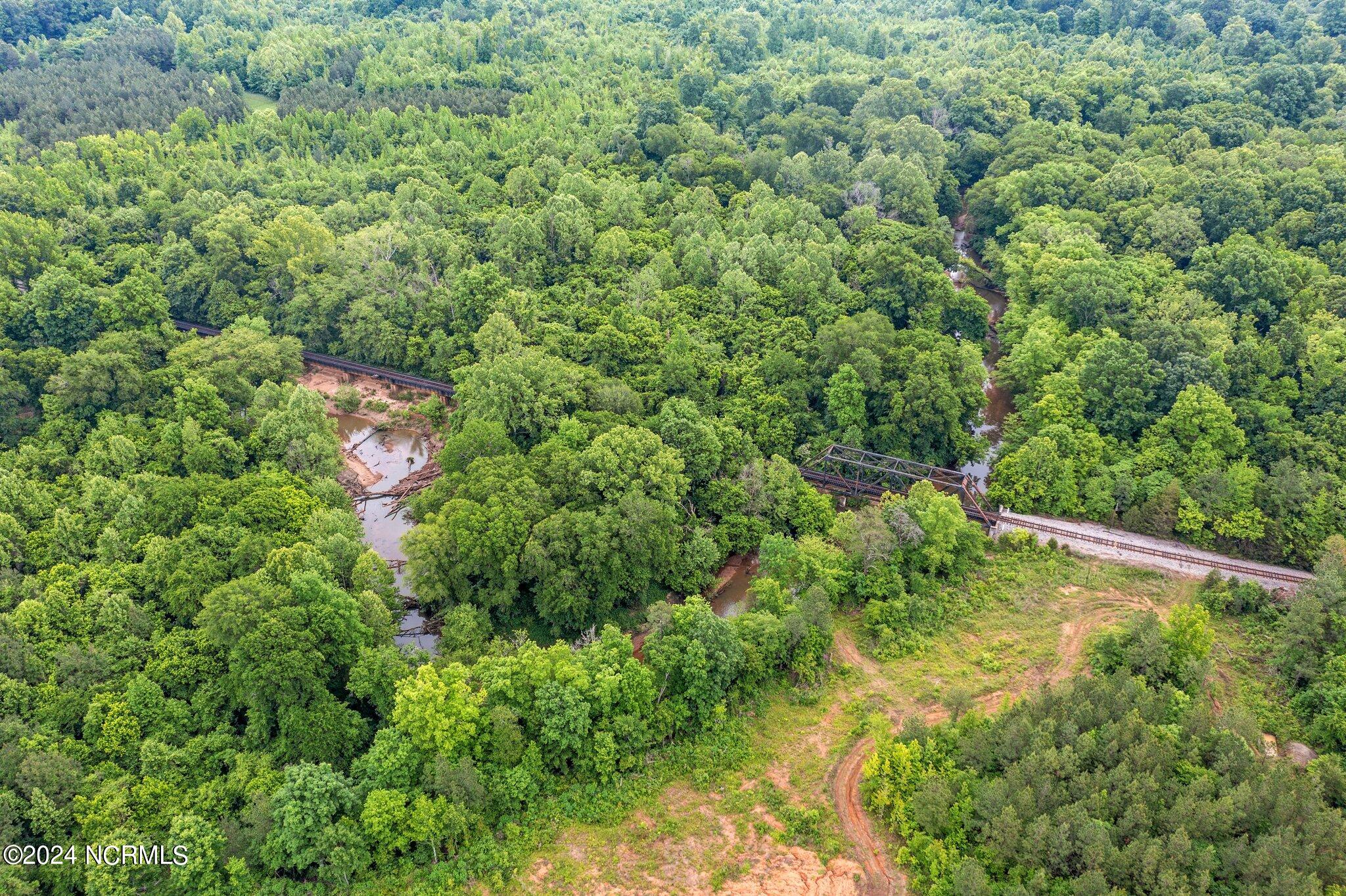 90000 Woodsdale Road