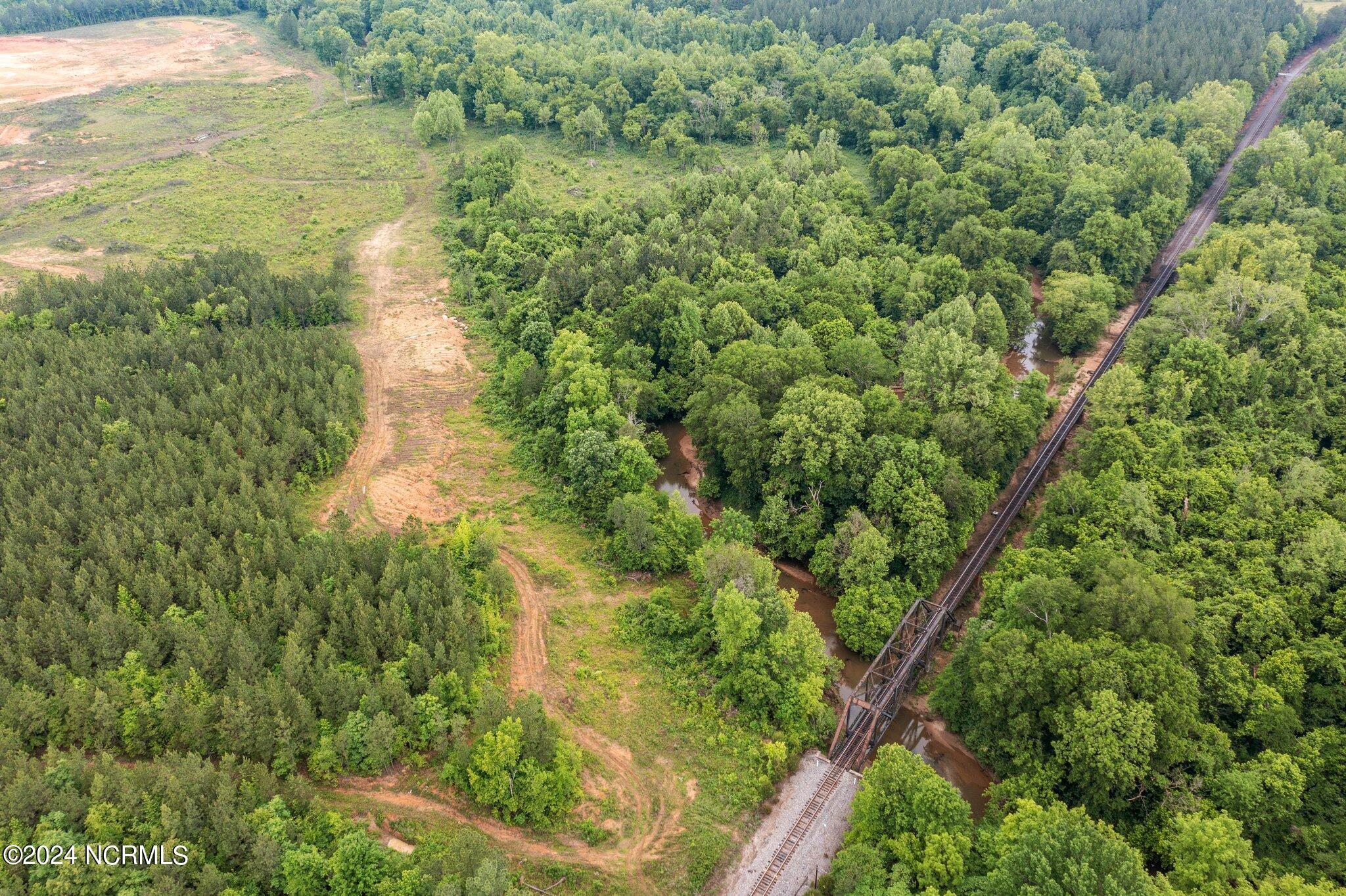 90000 Woodsdale Road