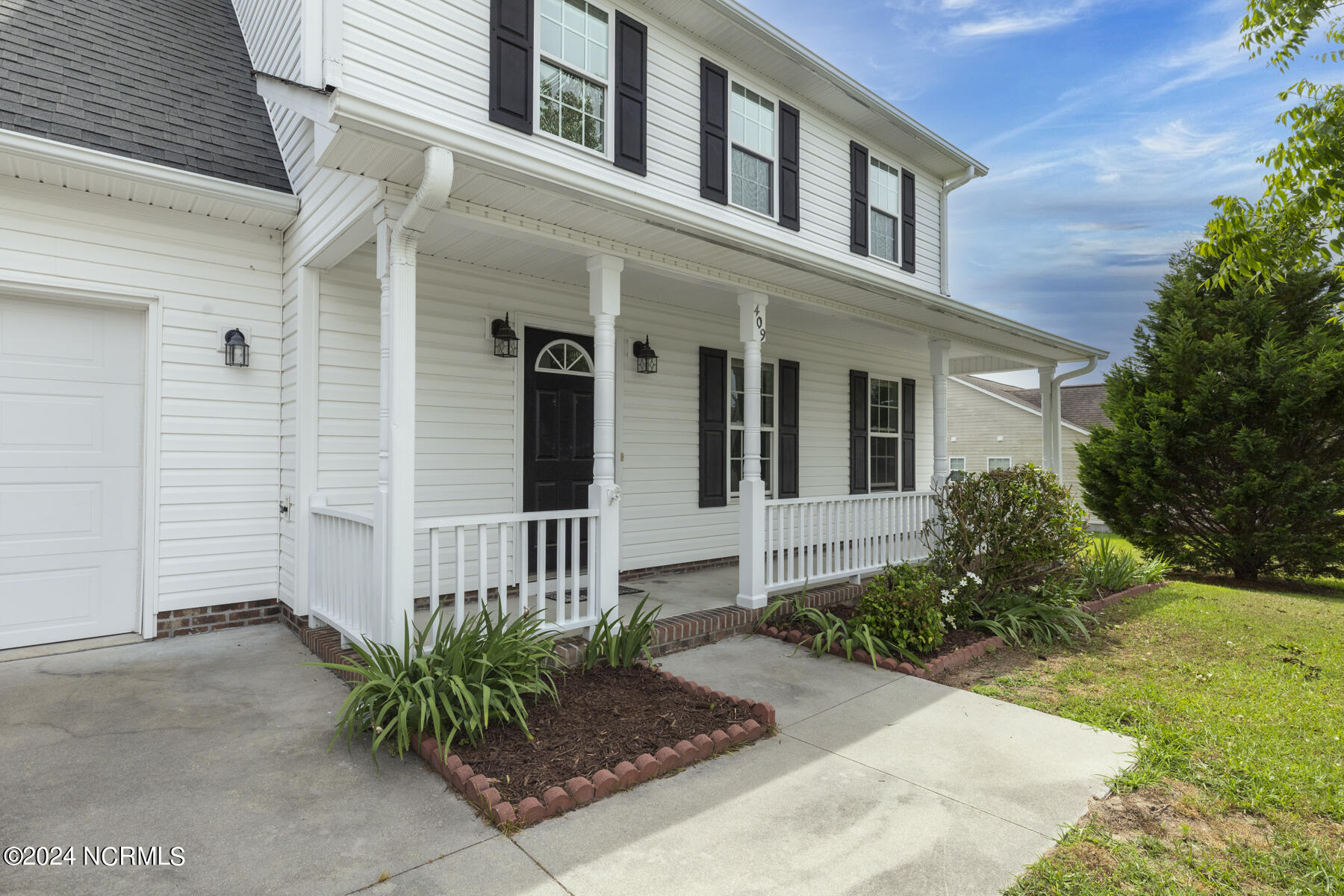 409 John Deere Court