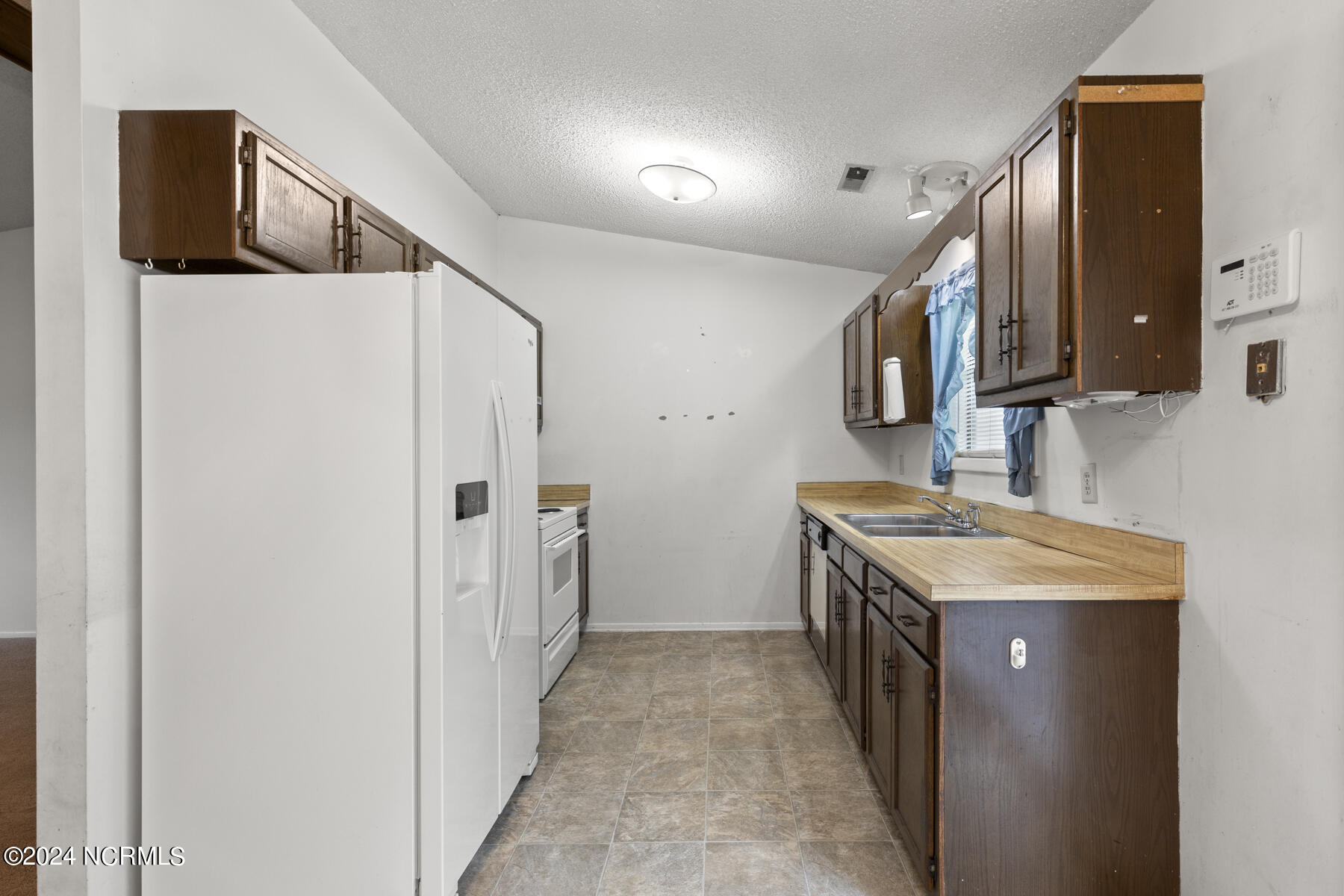 629 Shadowridge Road