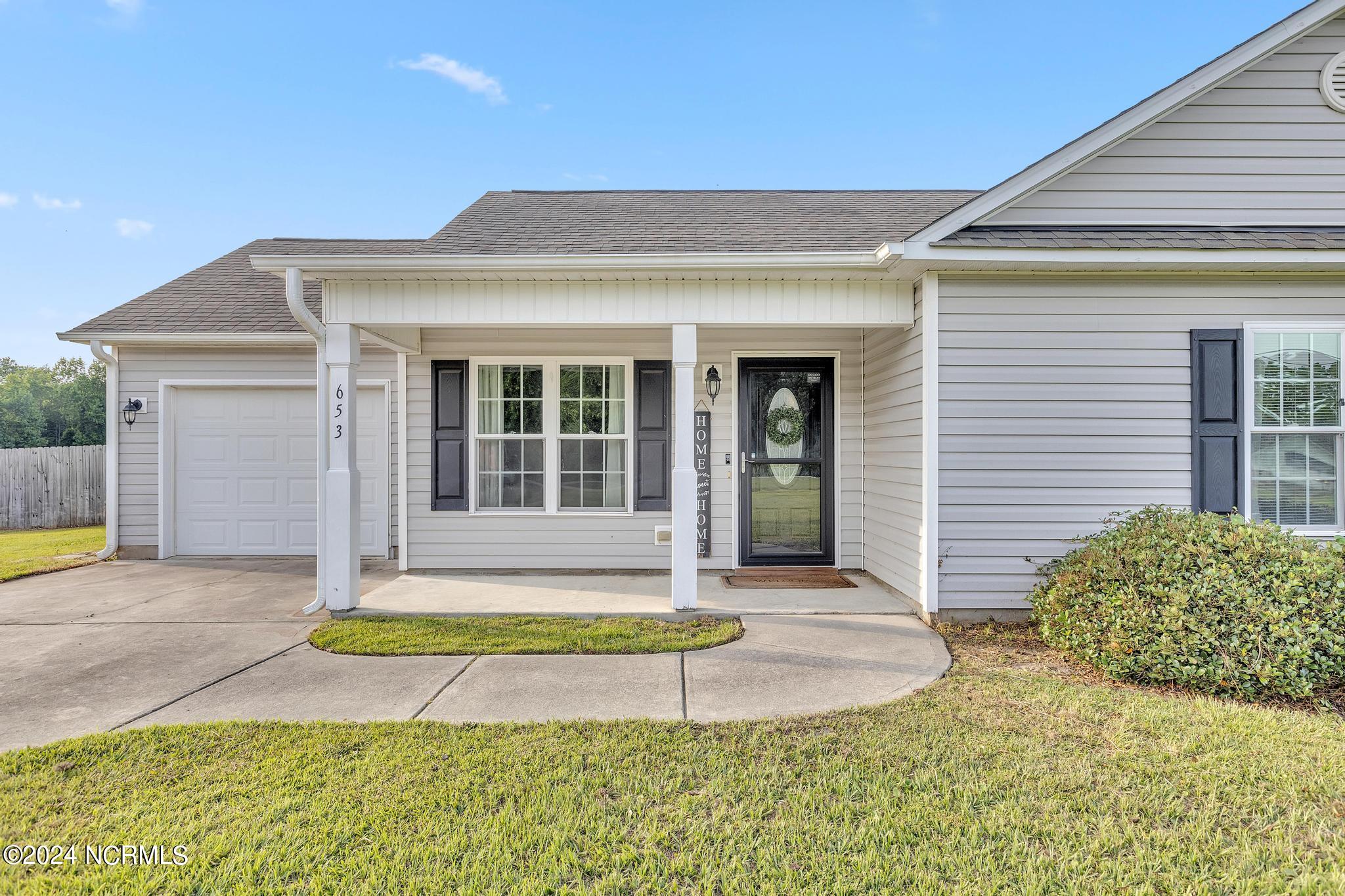 653 Hubert Boulevard