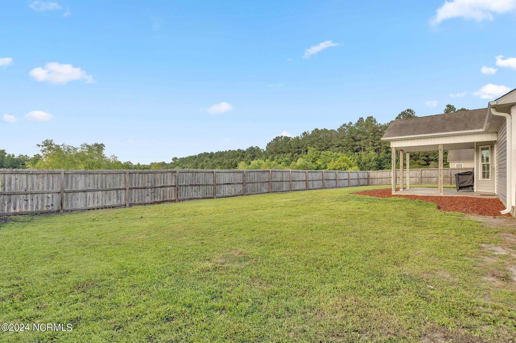 653 Hubert Boulevard