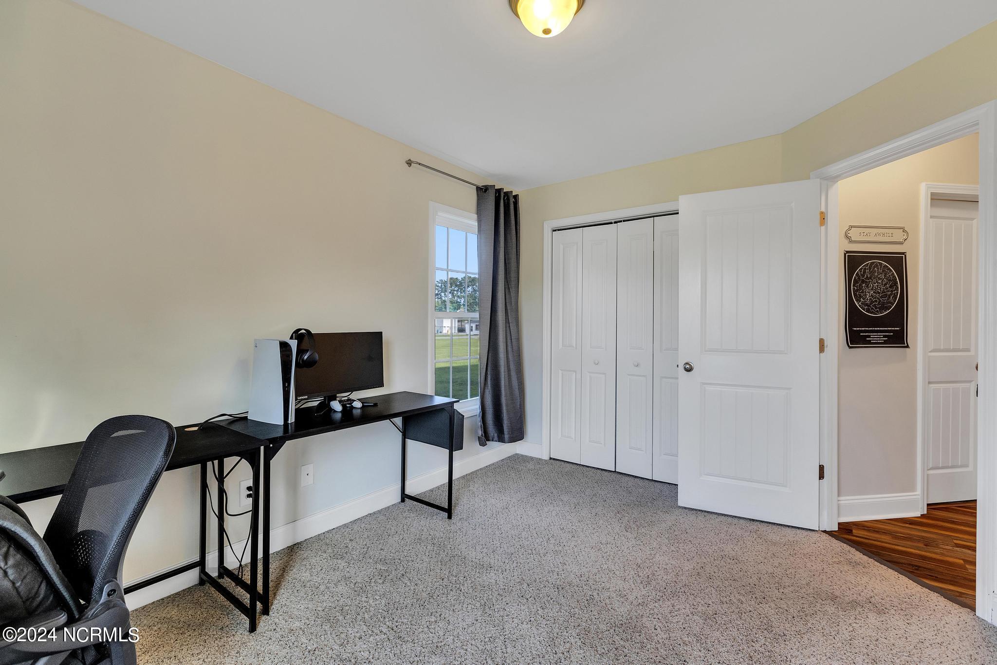 653 Hubert Boulevard