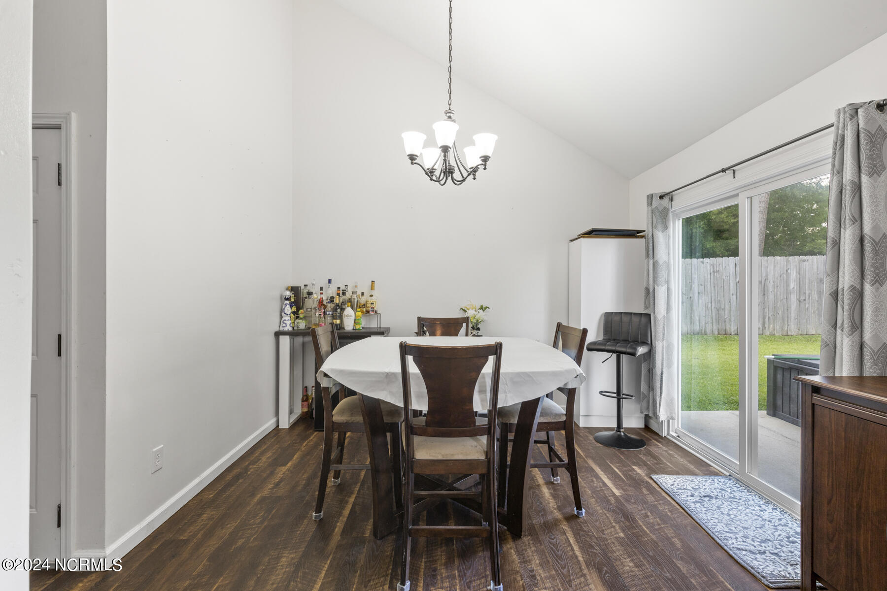 2627 Idlebrook Circle