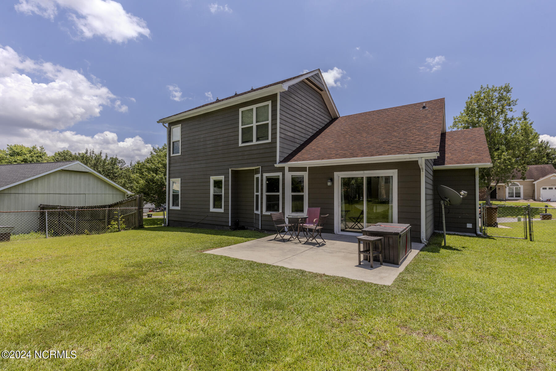 2627 Idlebrook Circle