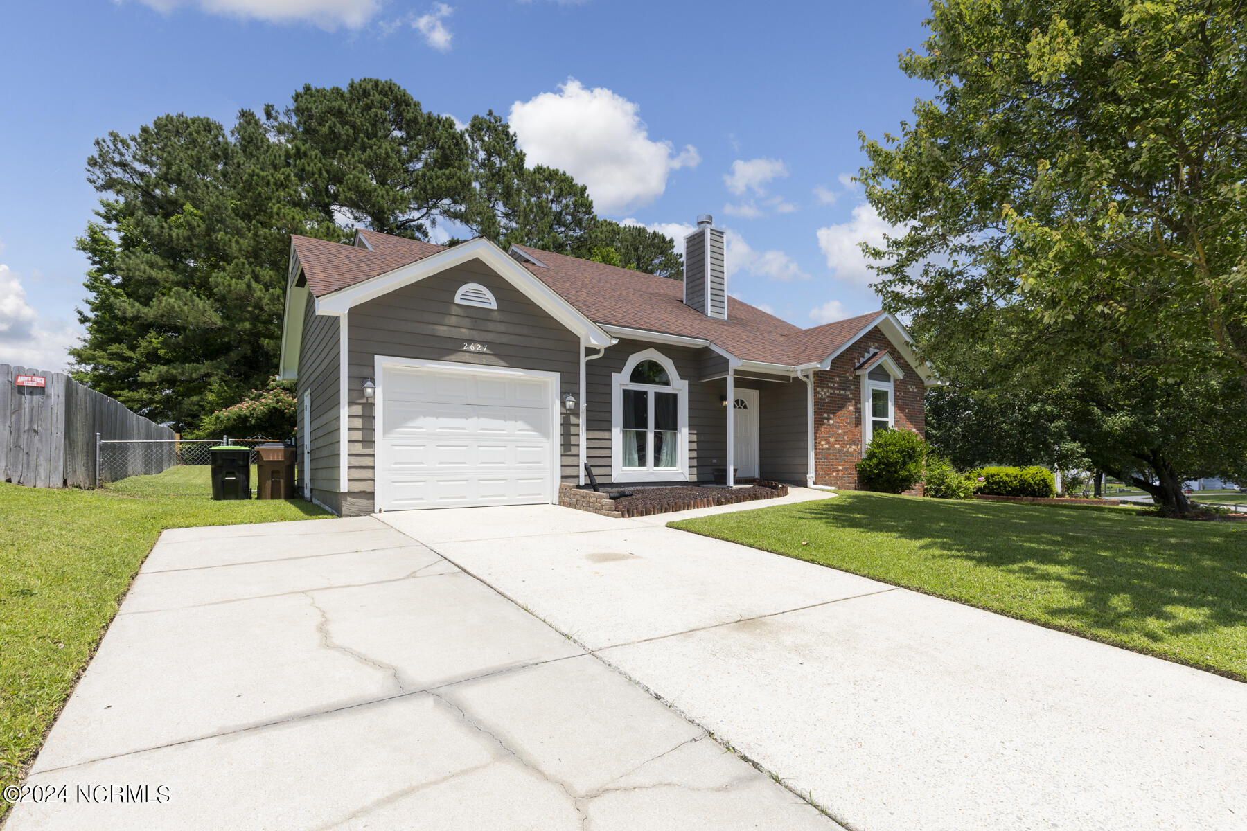 2627 Idlebrook Circle