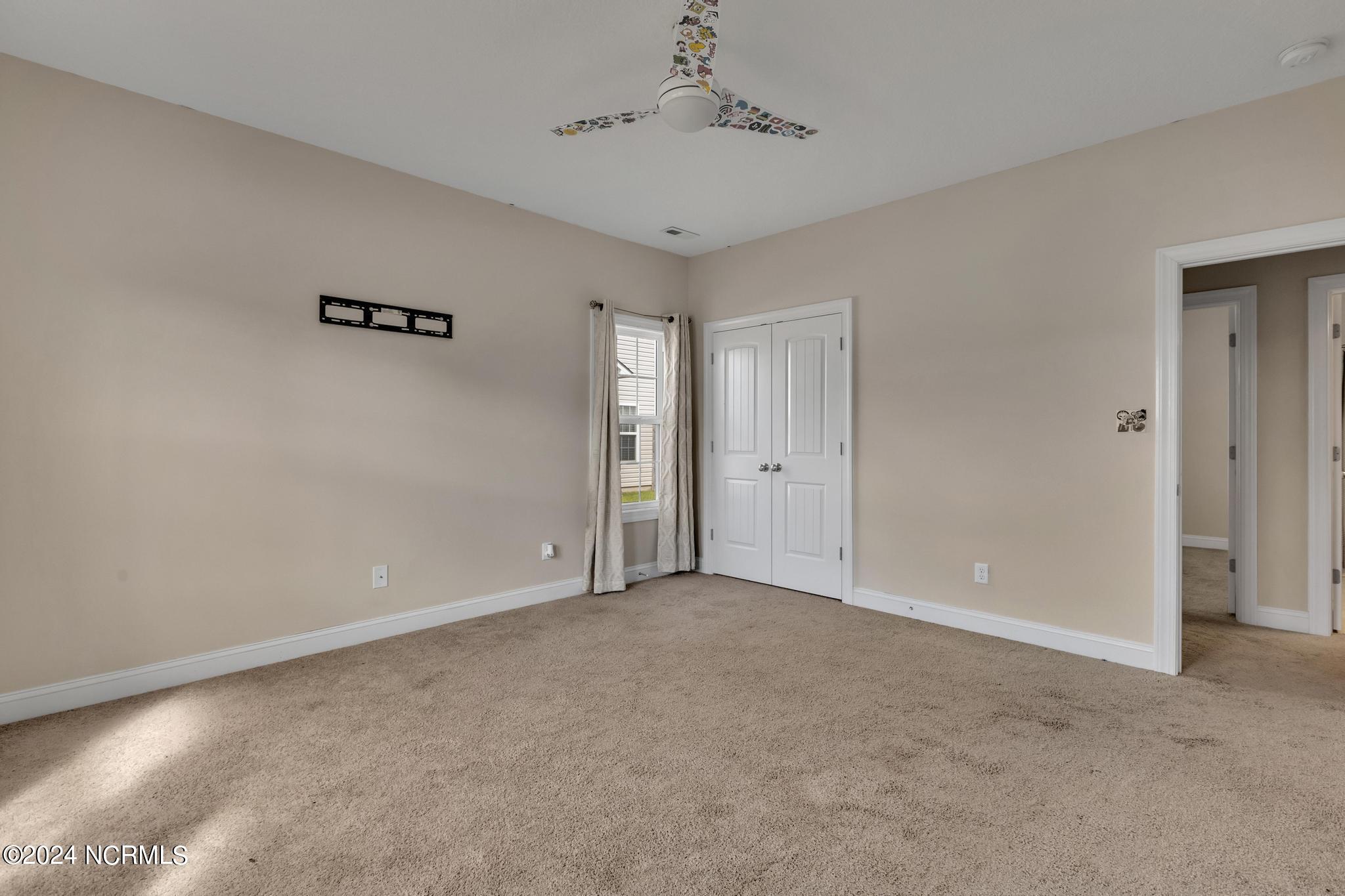 280 Crossroads Store Drive