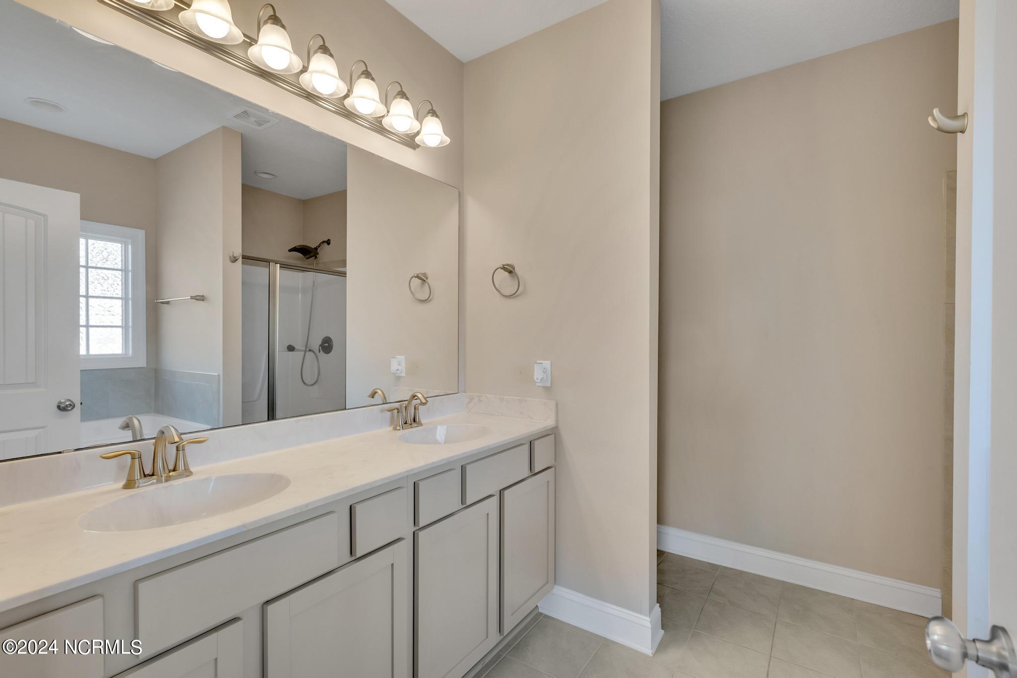 280 Crossroads Store Drive