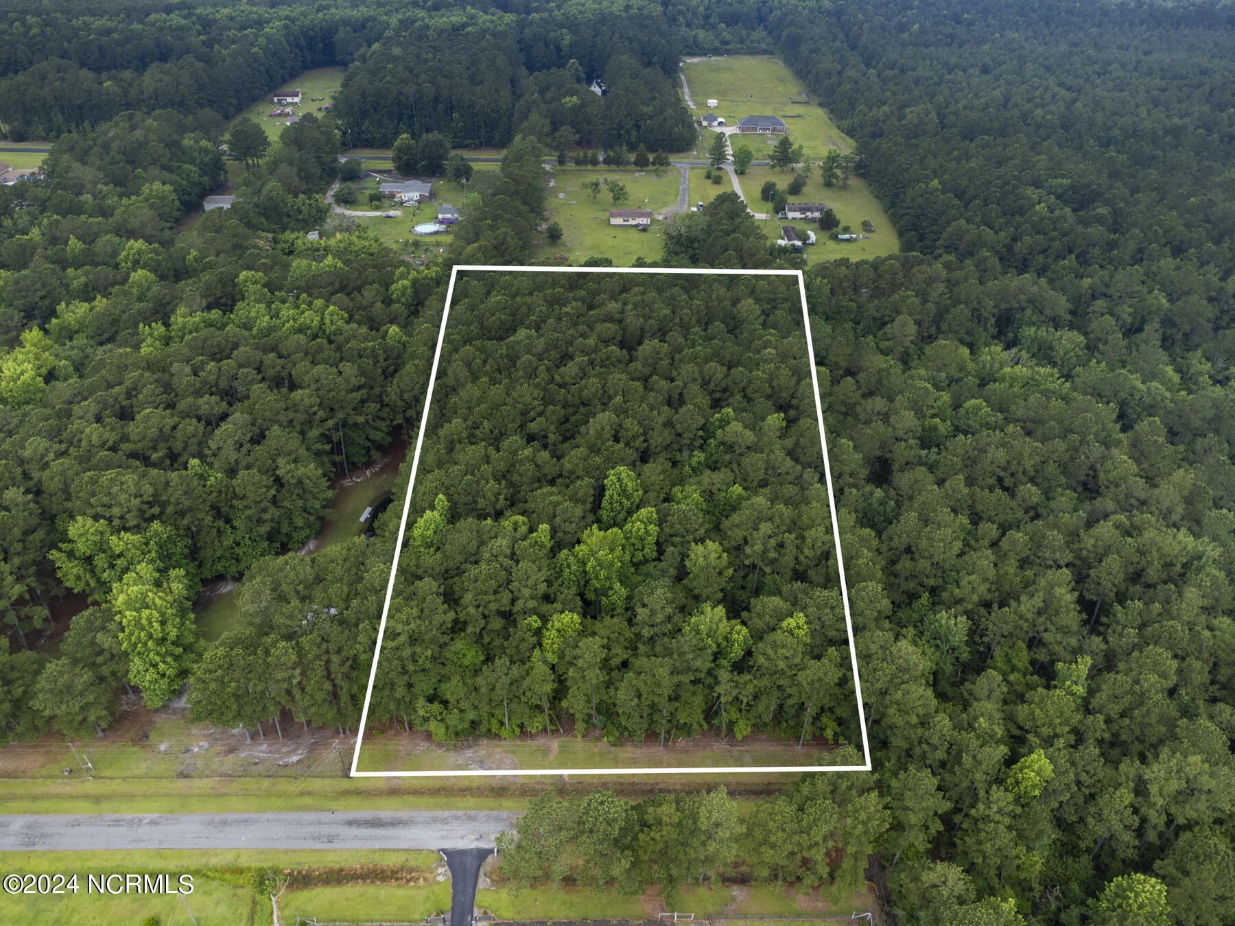 216 33 Meadow Lane E