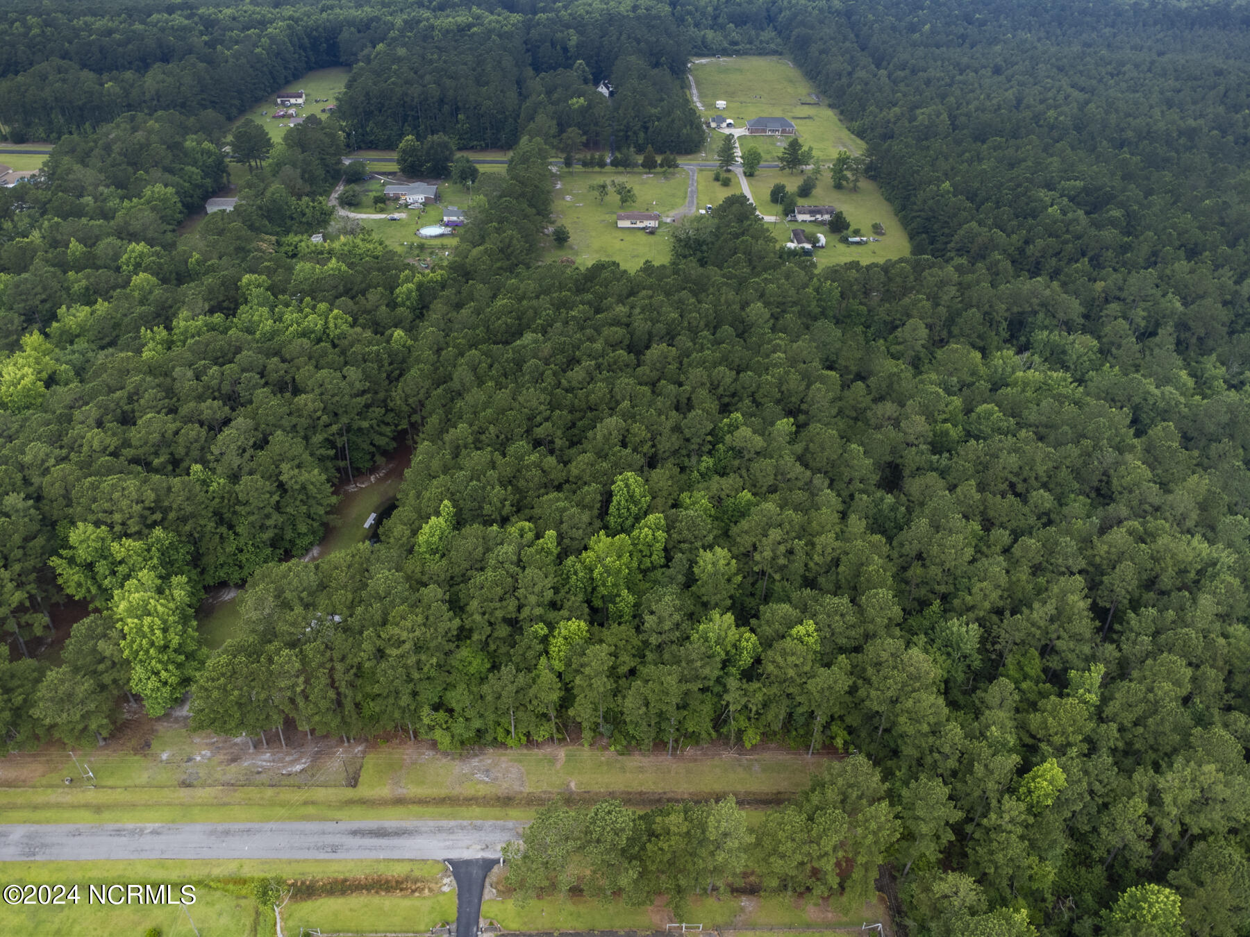 216 33 Meadow Lane E