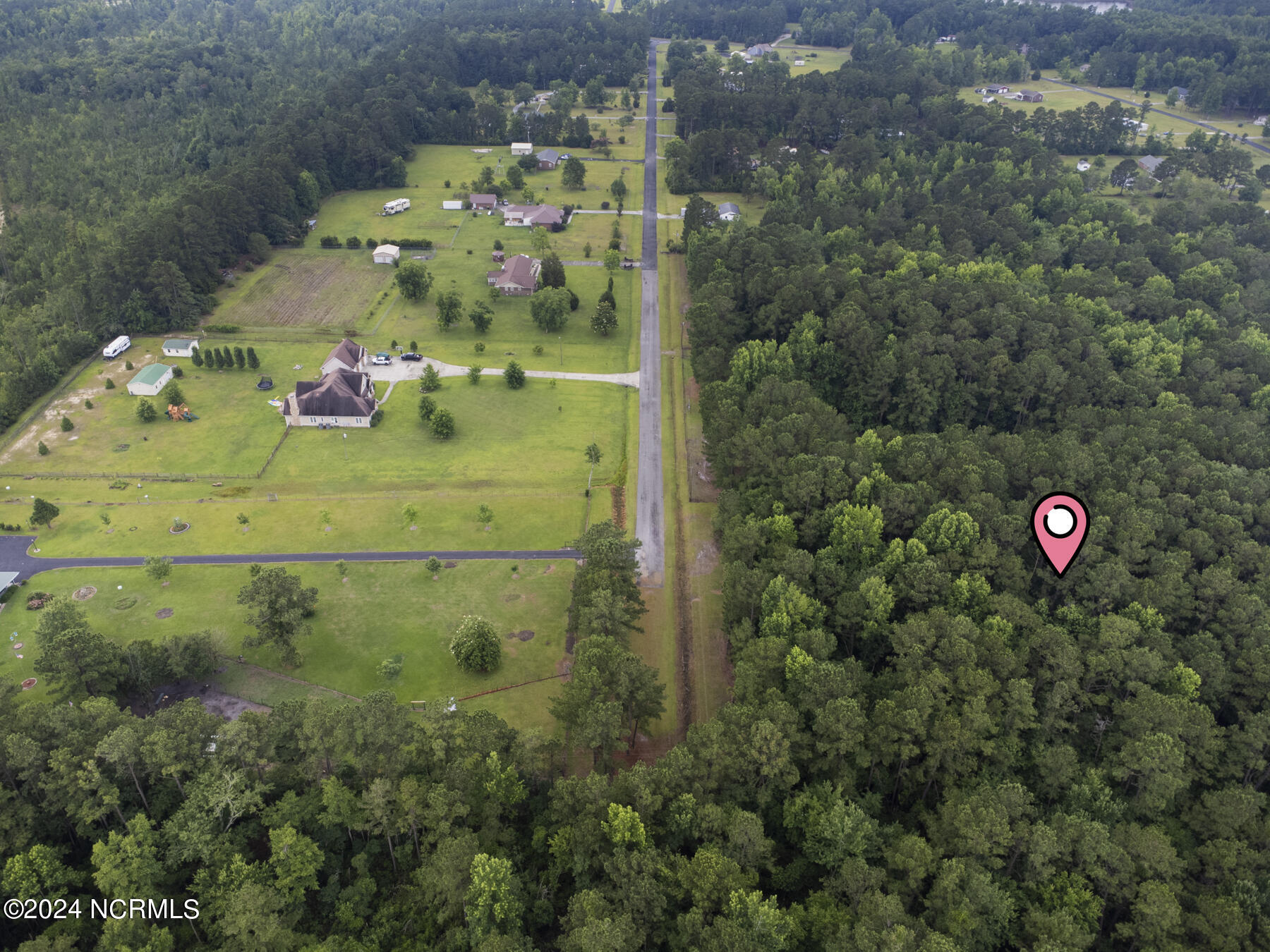 216 33 Meadow Lane E