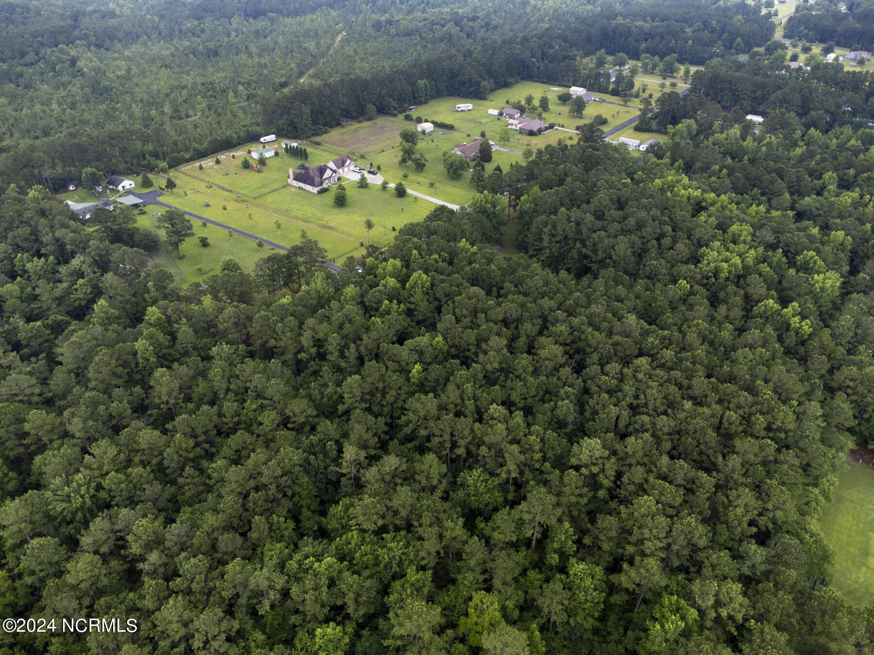 216 33 Meadow Lane E