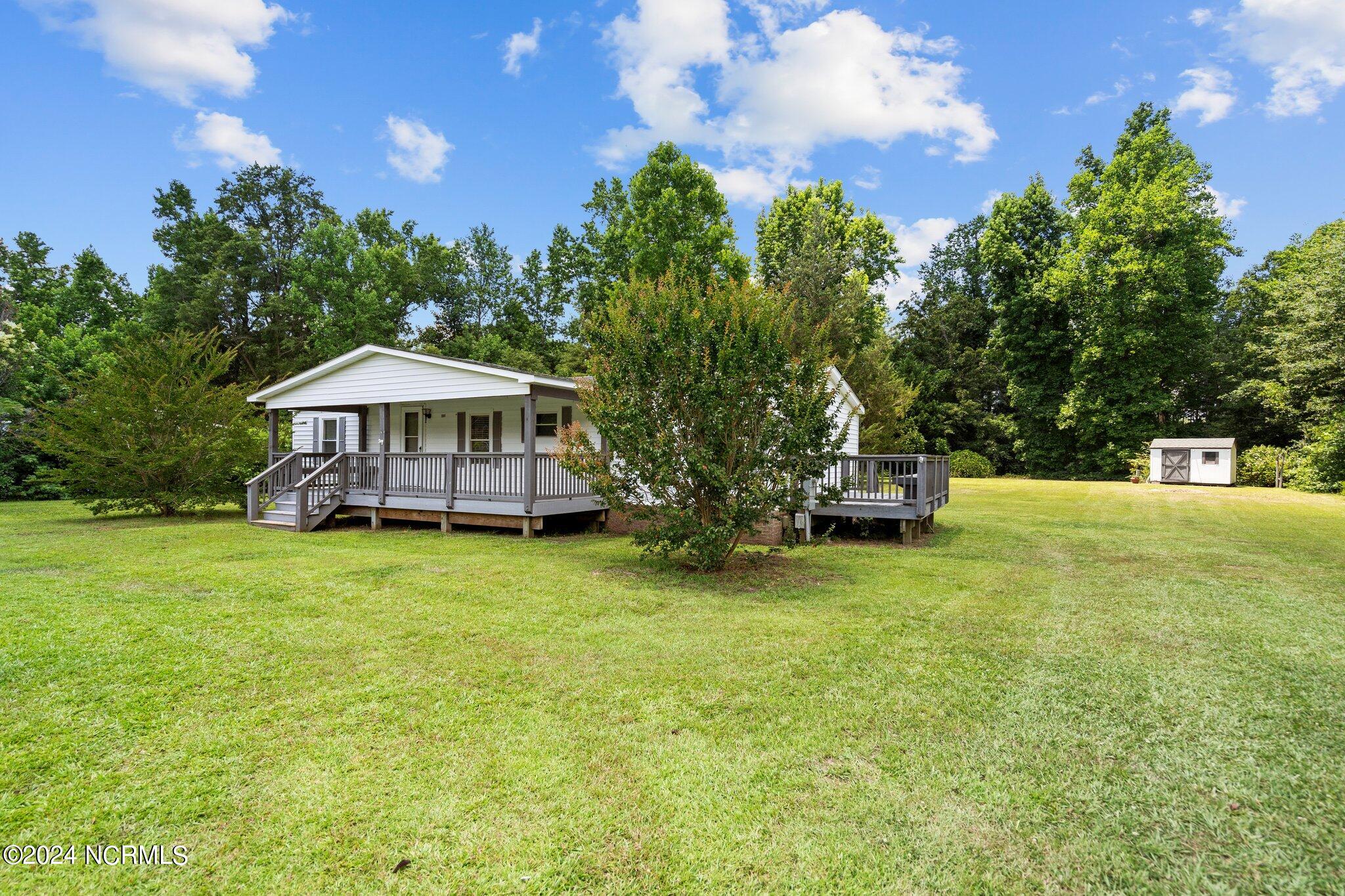 1009 Lake Shore Drive