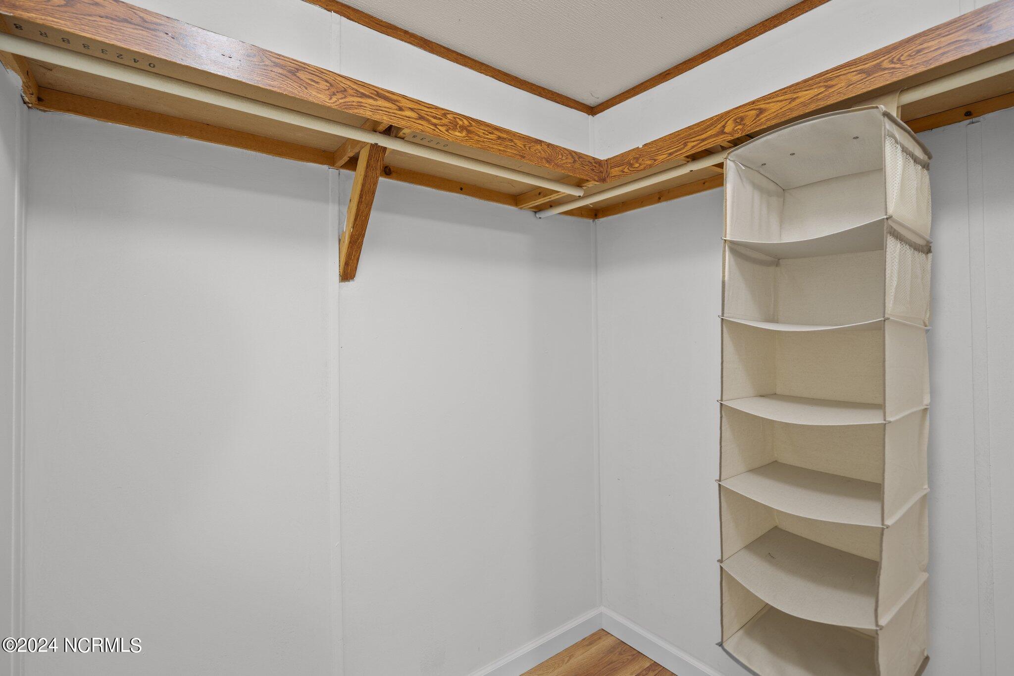 1009 Lake Shore Drive