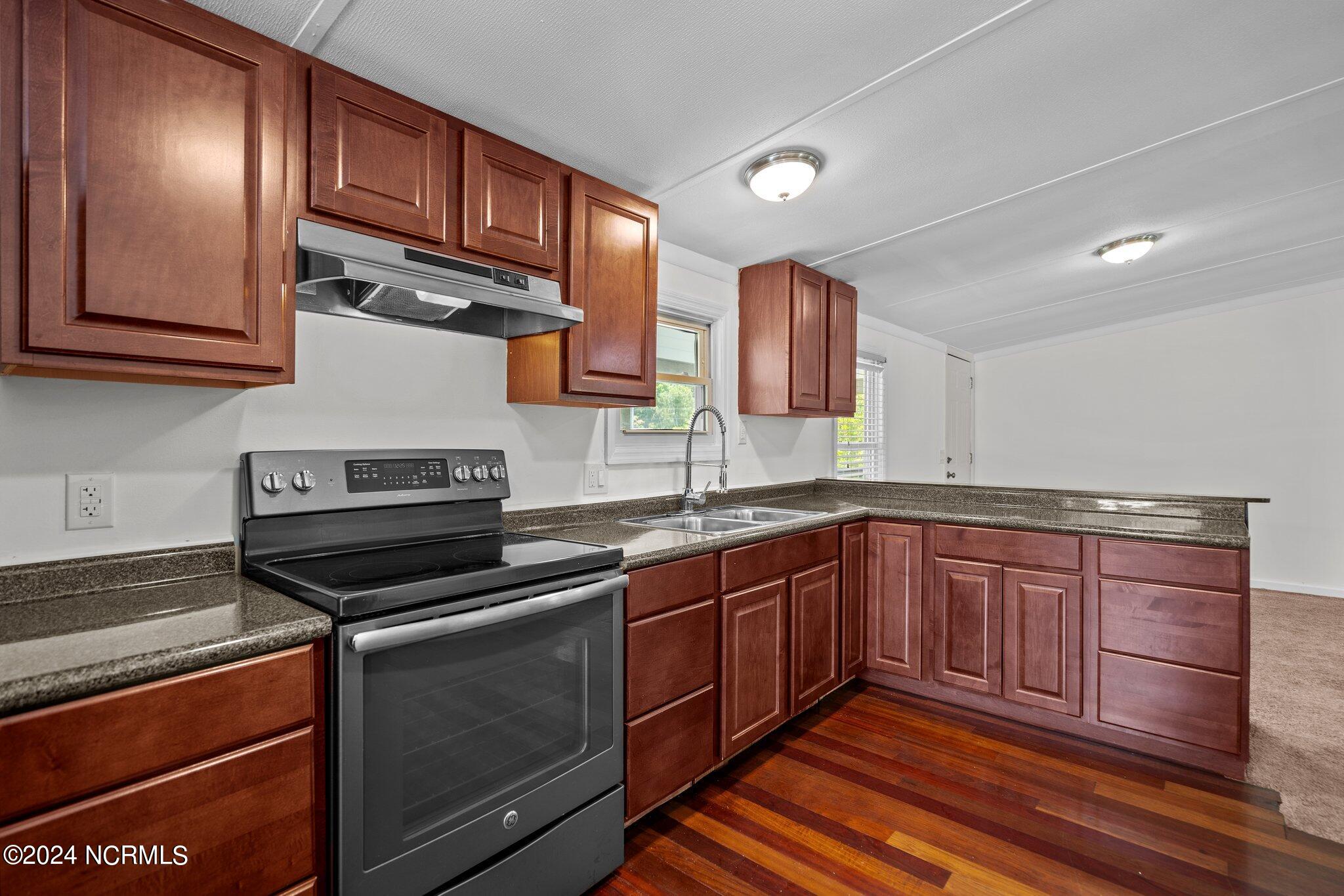 1009 Lake Shore Drive