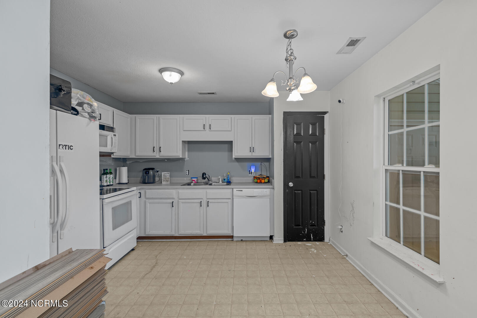 108 Pete Jones Drive, 11