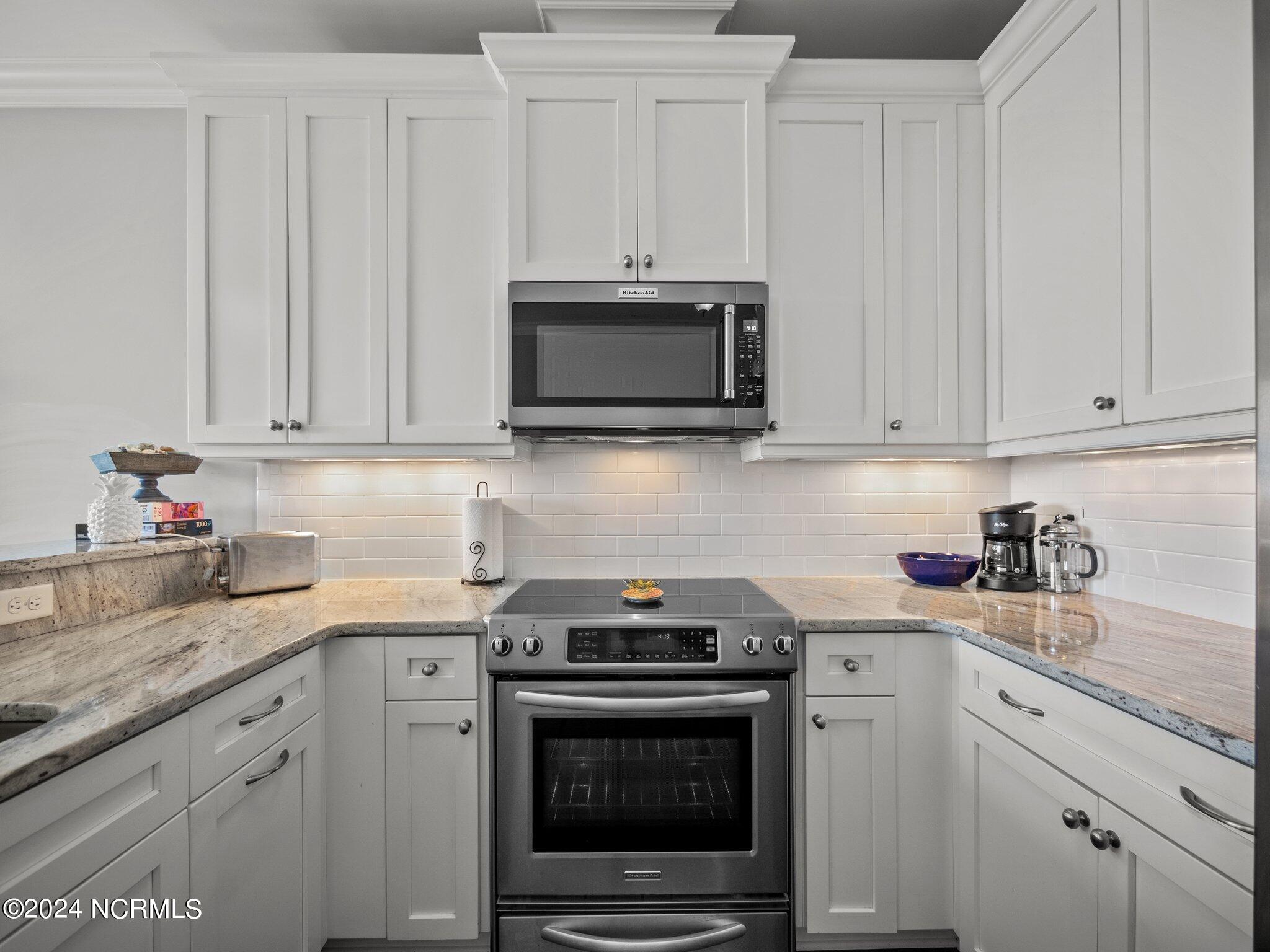 509 N New River Drive, B