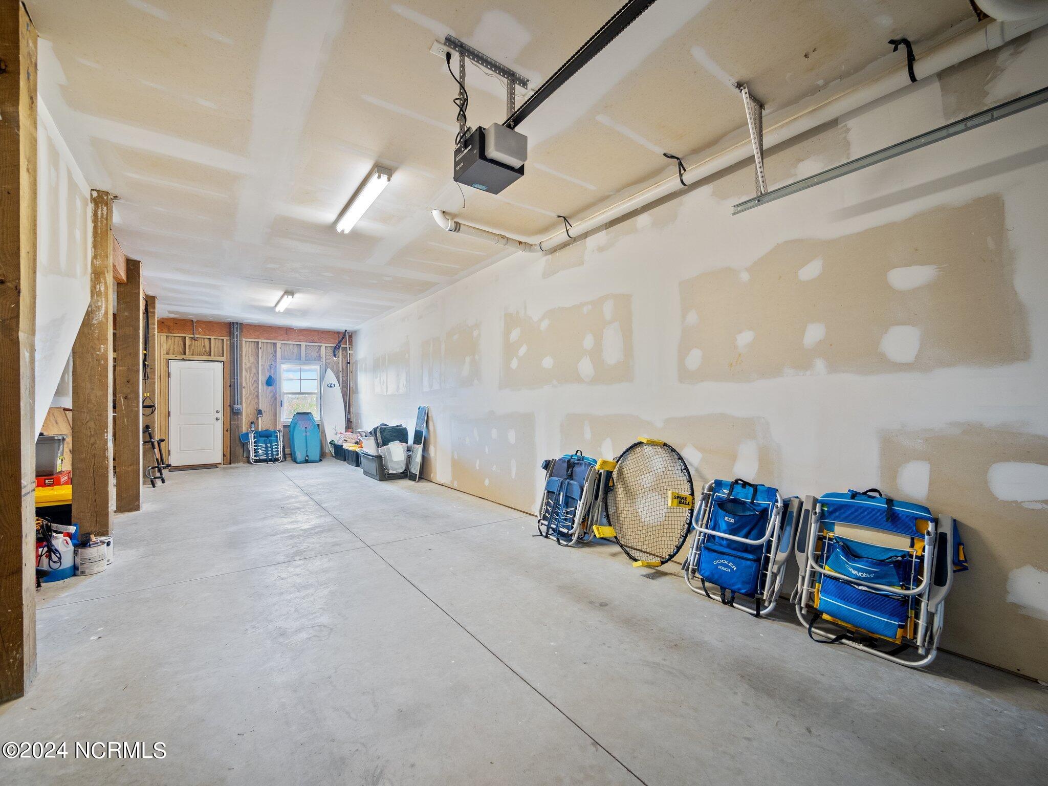 509 N New River Drive, B