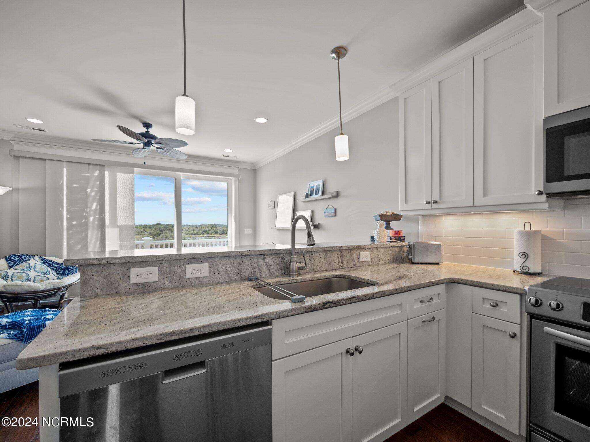 509 N New River Drive, B