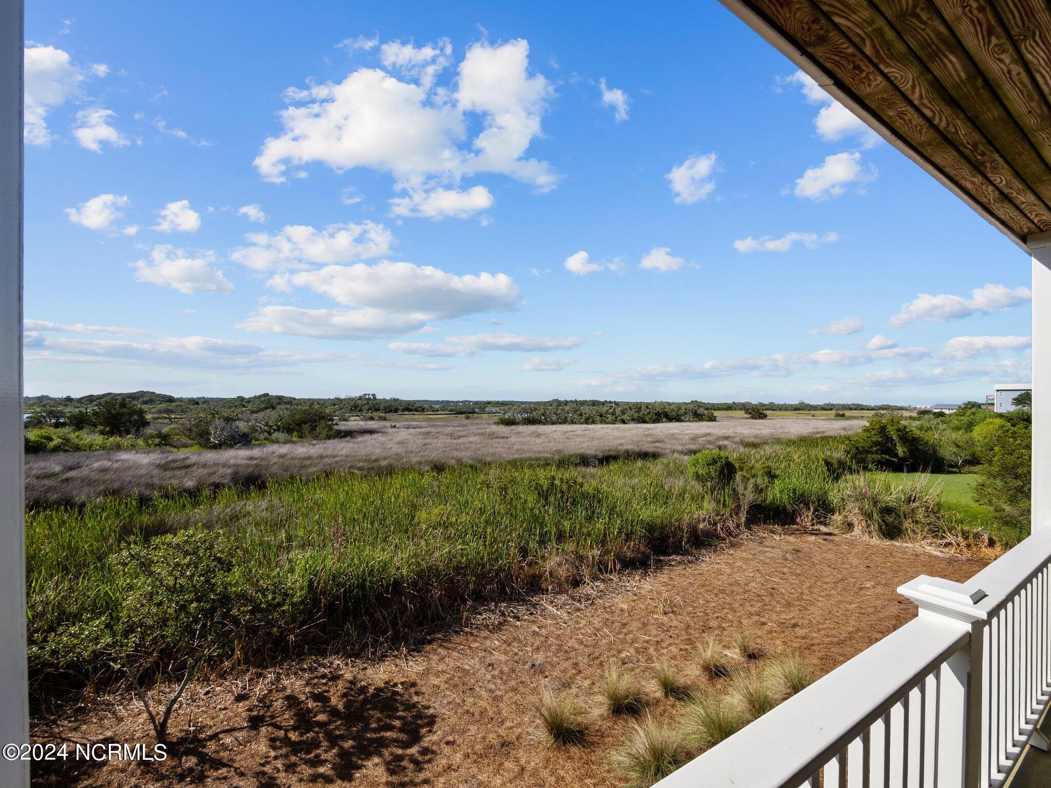 509 N New River Drive, B