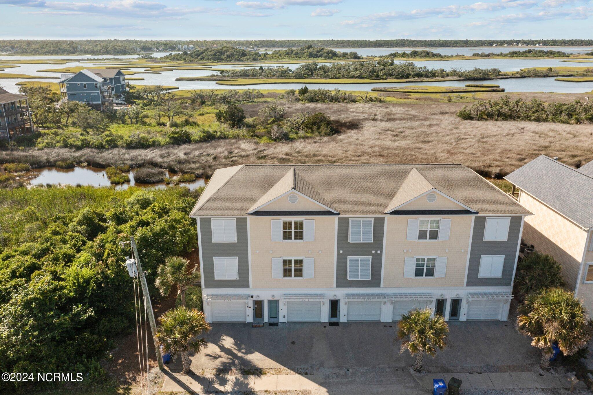 509 N New River Drive, B