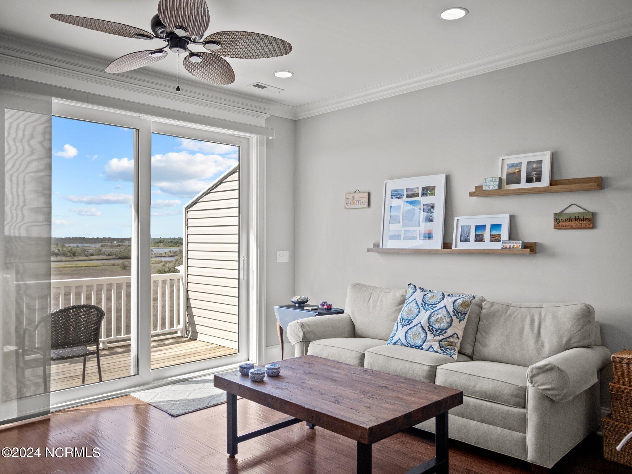 509 N New River Drive, B