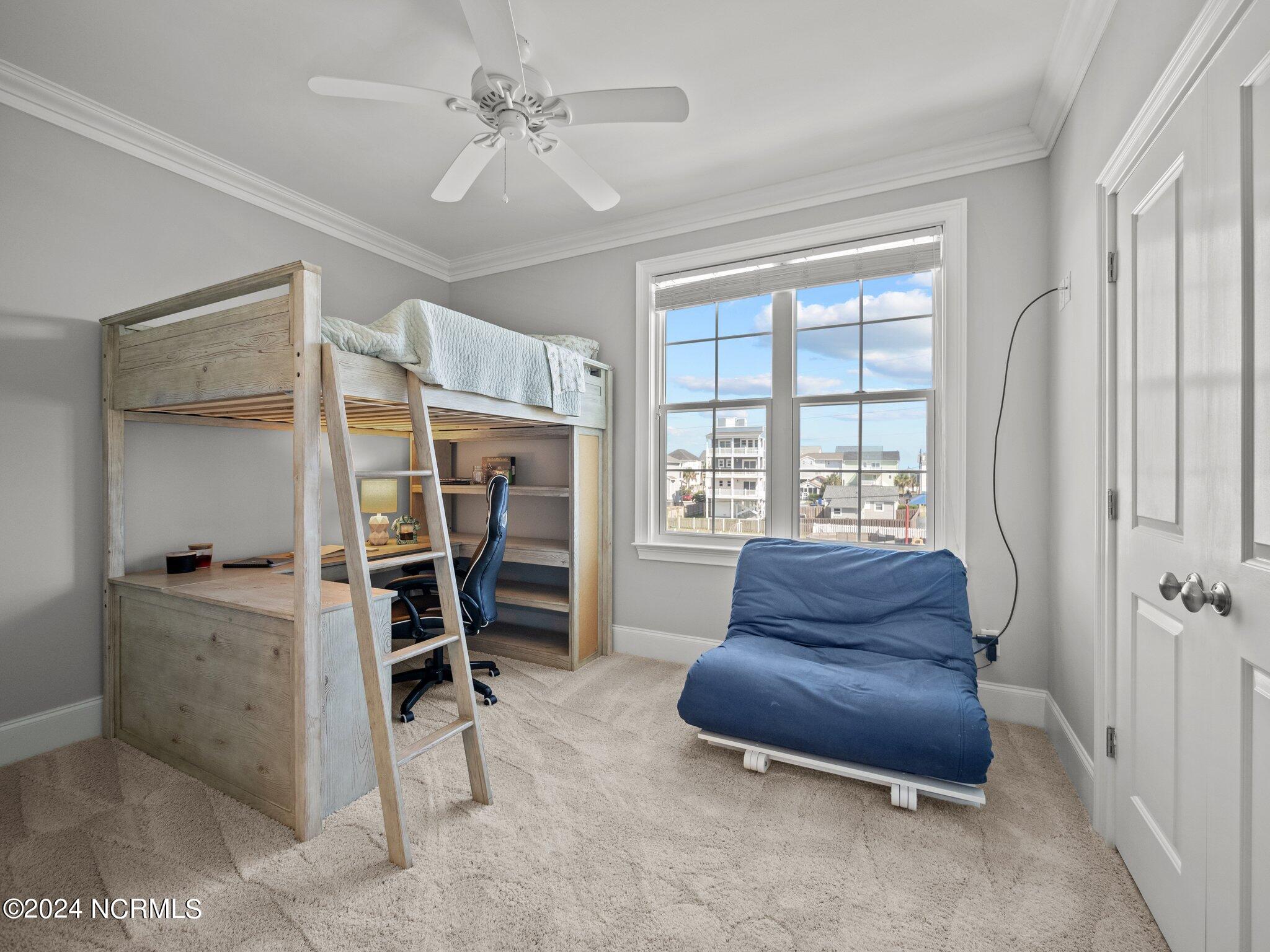 509 N New River Drive, B