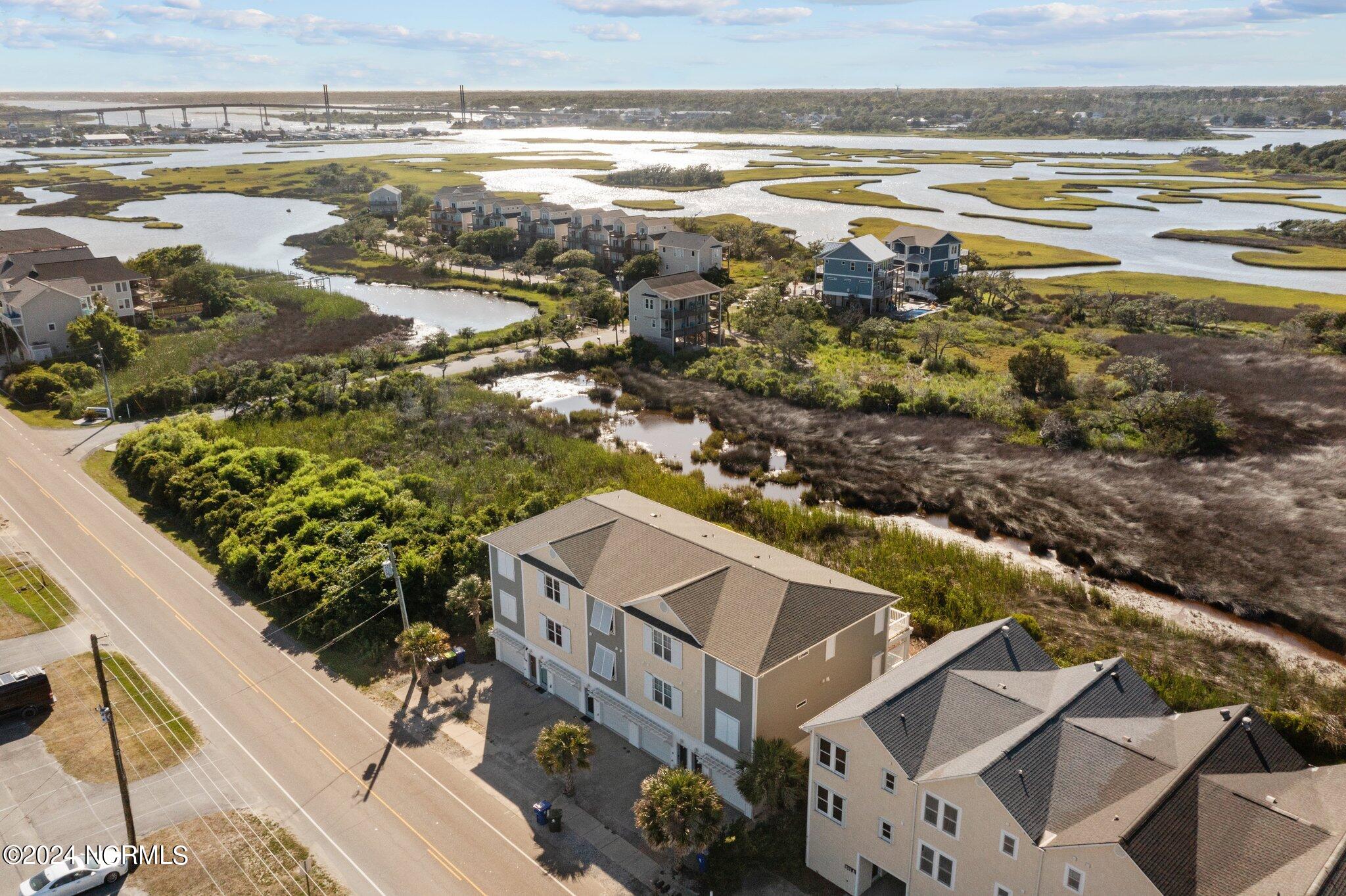 509 N New River Drive, B