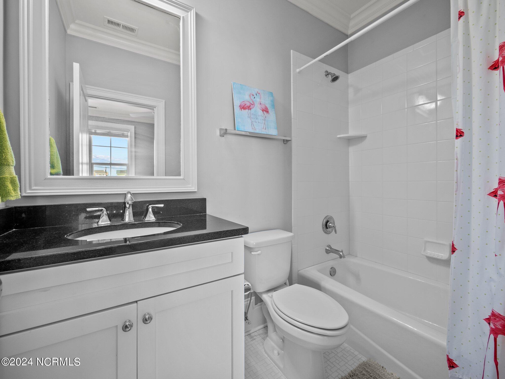 509 N New River Drive, B