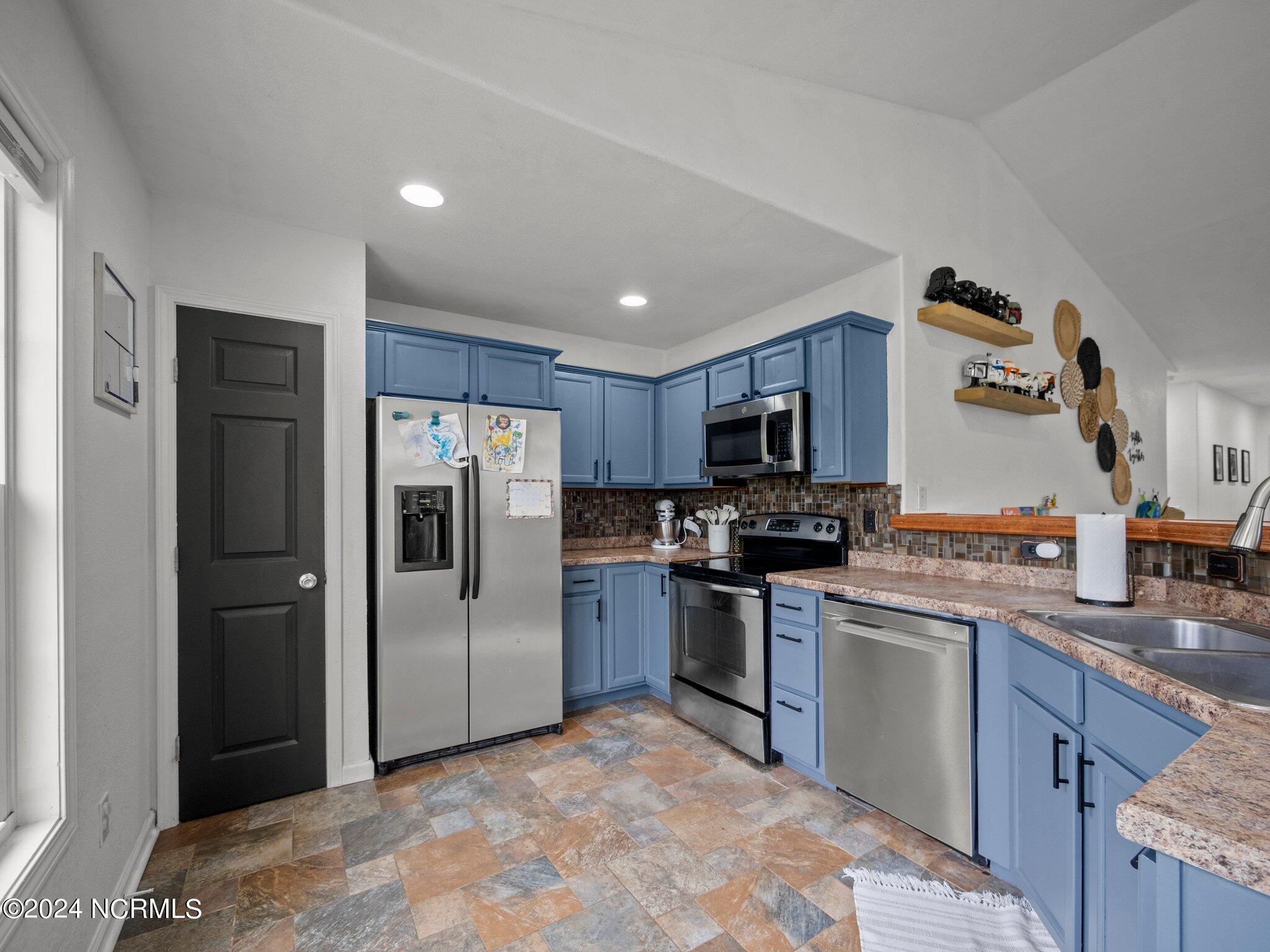 509 Southwest Ridge Drive