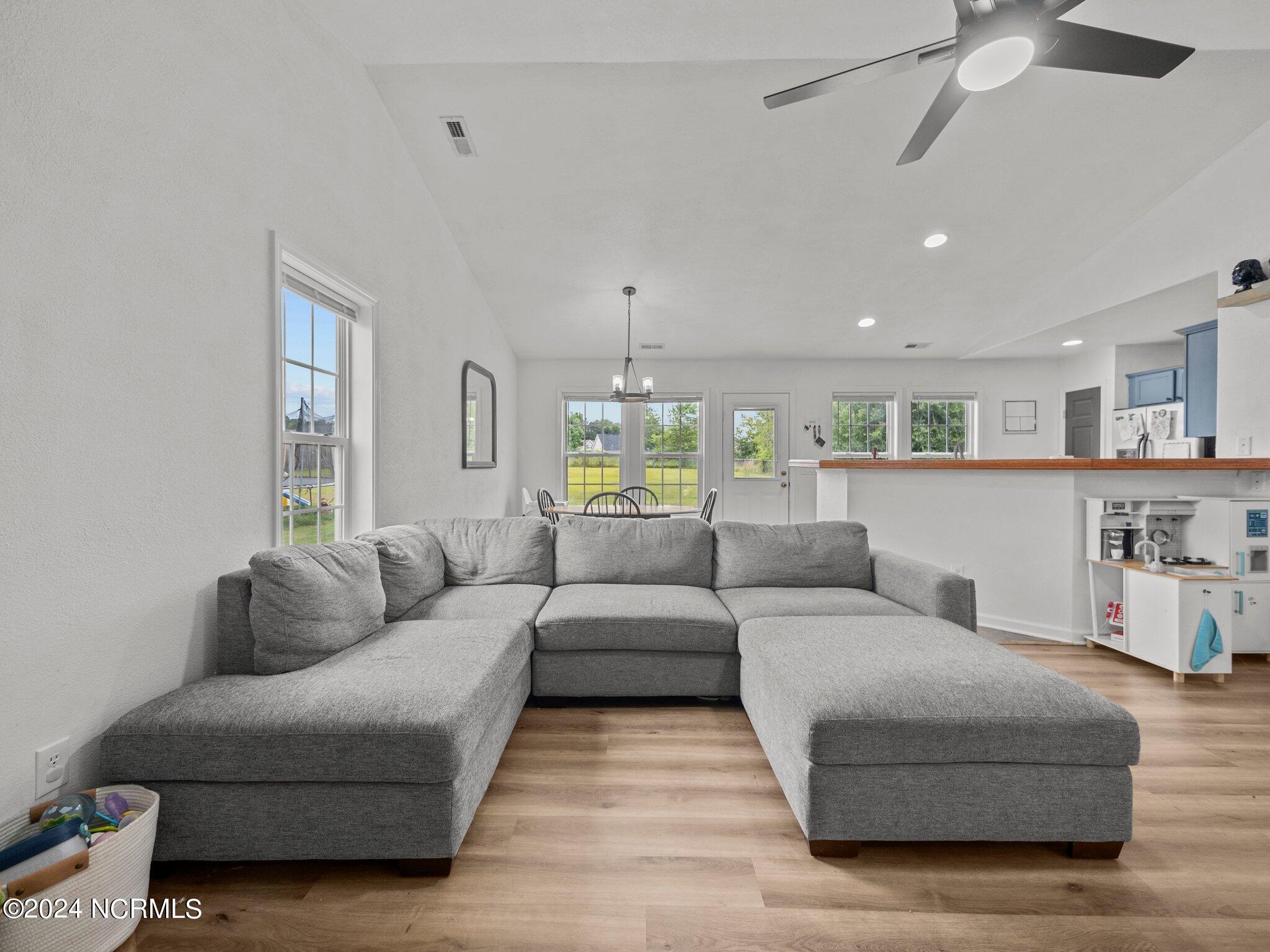 509 Southwest Ridge Drive