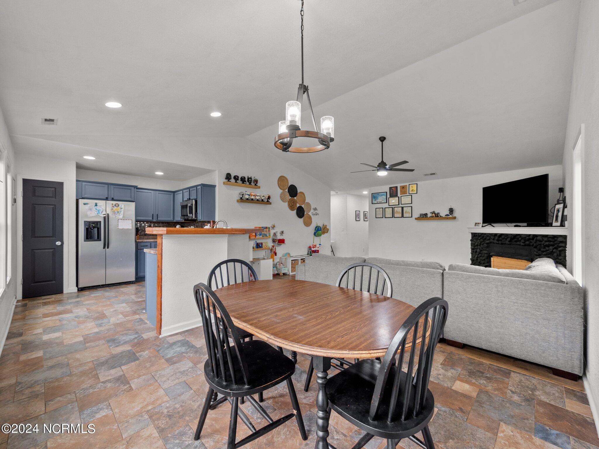 509 Southwest Ridge Drive